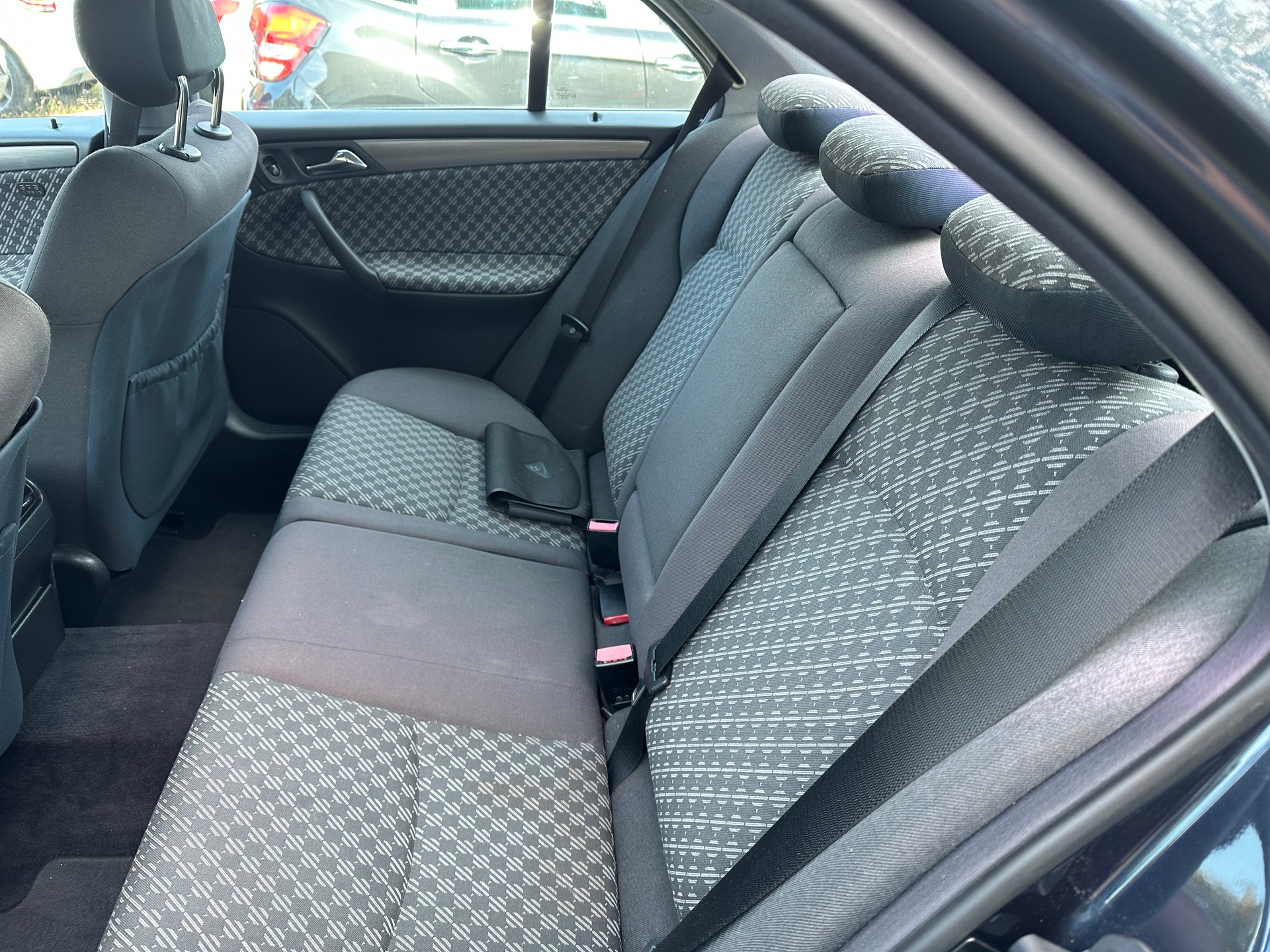 MERCEDES-BENZ C 320 Avantgarde Automatic-image-5