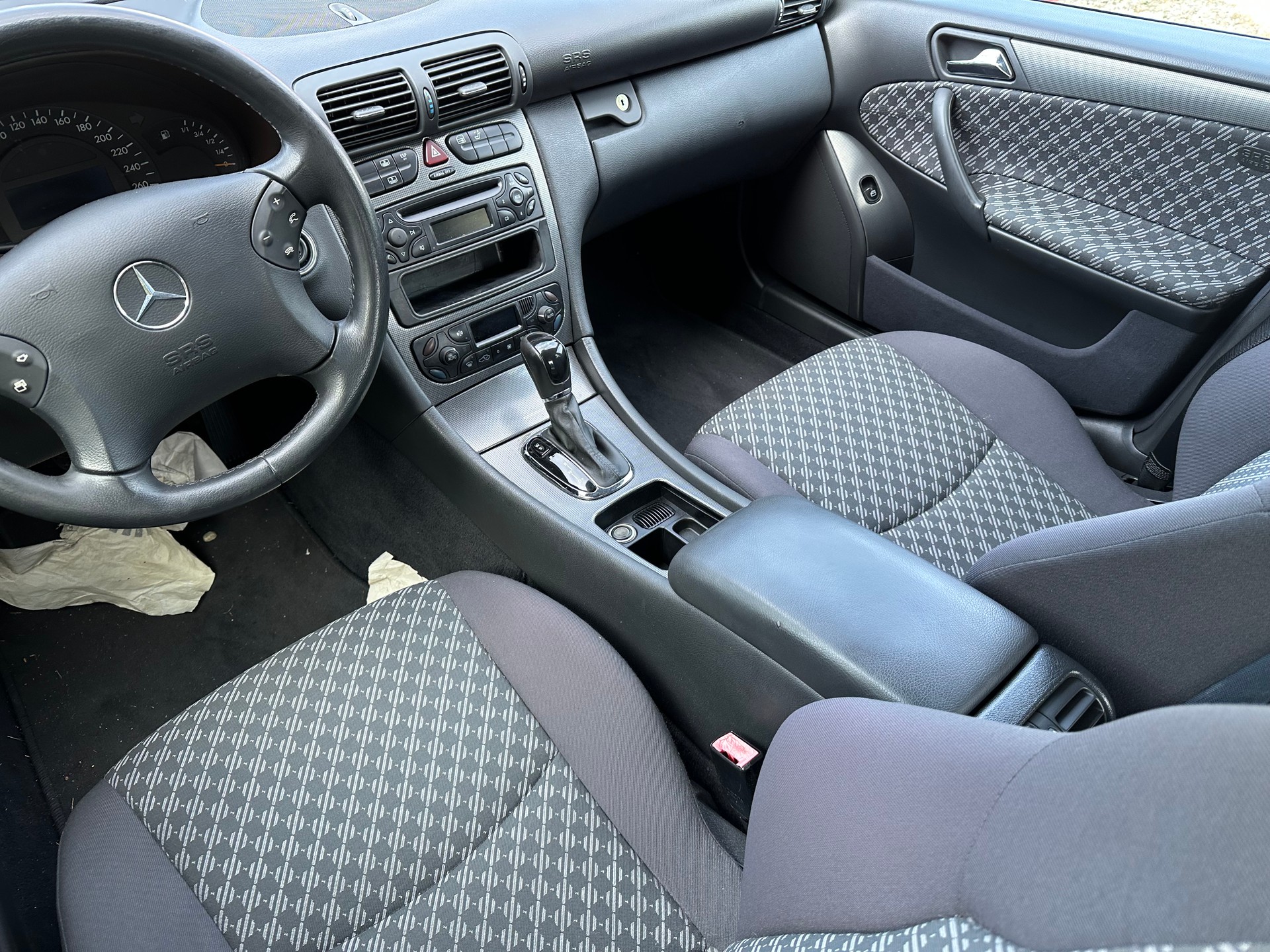 MERCEDES-BENZ C 320 Avantgarde Automatic-image-4