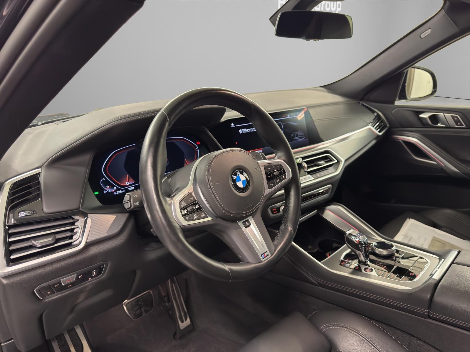 BMW X6 M50i-image-11