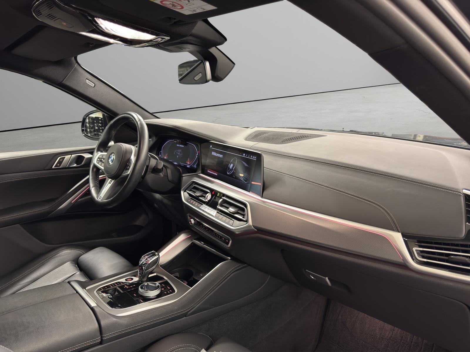 BMW X6 M50i-image-17