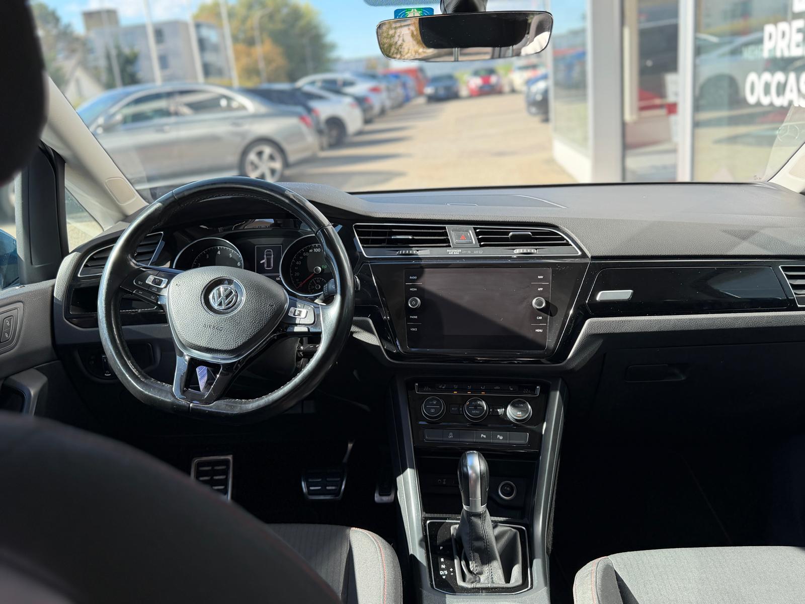 VW Touran 1.4 TSI BlueMotion Technology Sound DSG-image-7