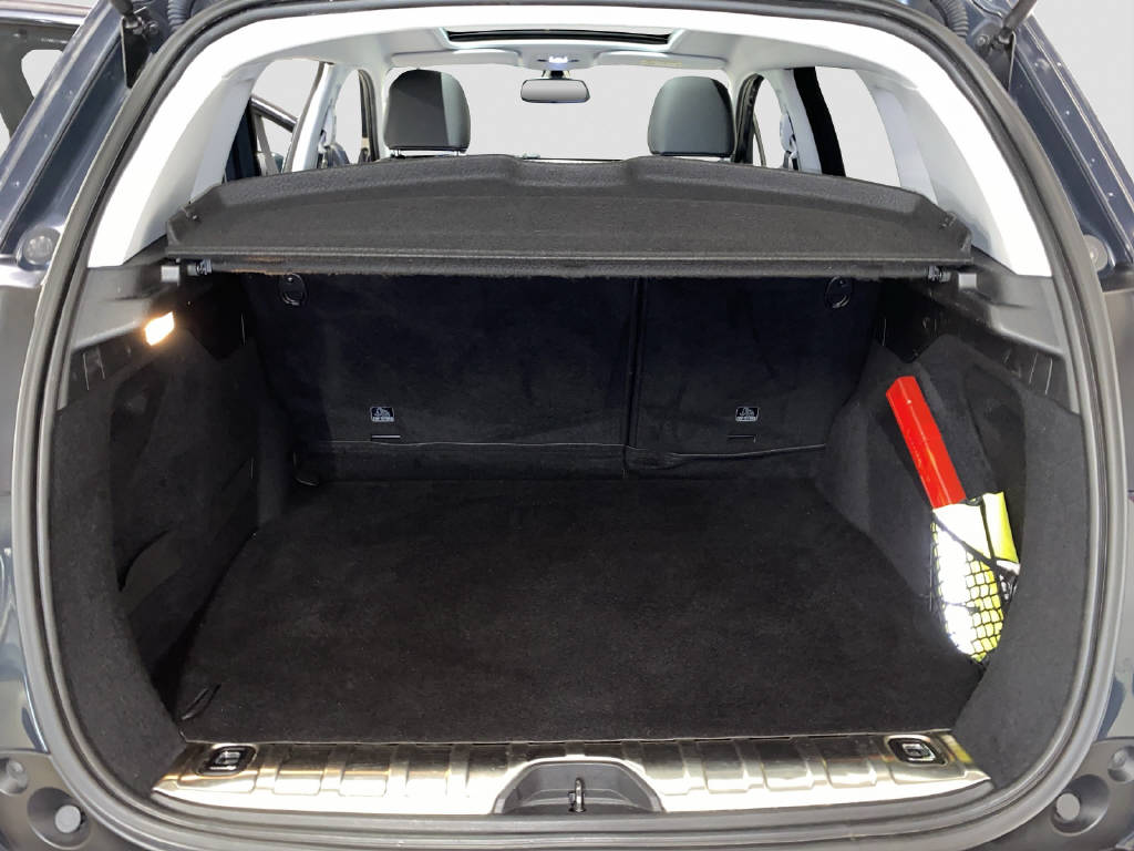PEUGEOT 2008 1.2 PureTech 110 PS Allure-image-13