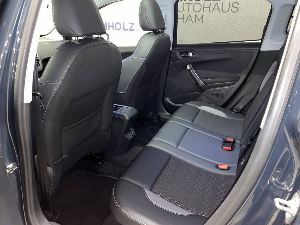 PEUGEOT 2008 1.2 PureTech 110 PS Allure-image-15