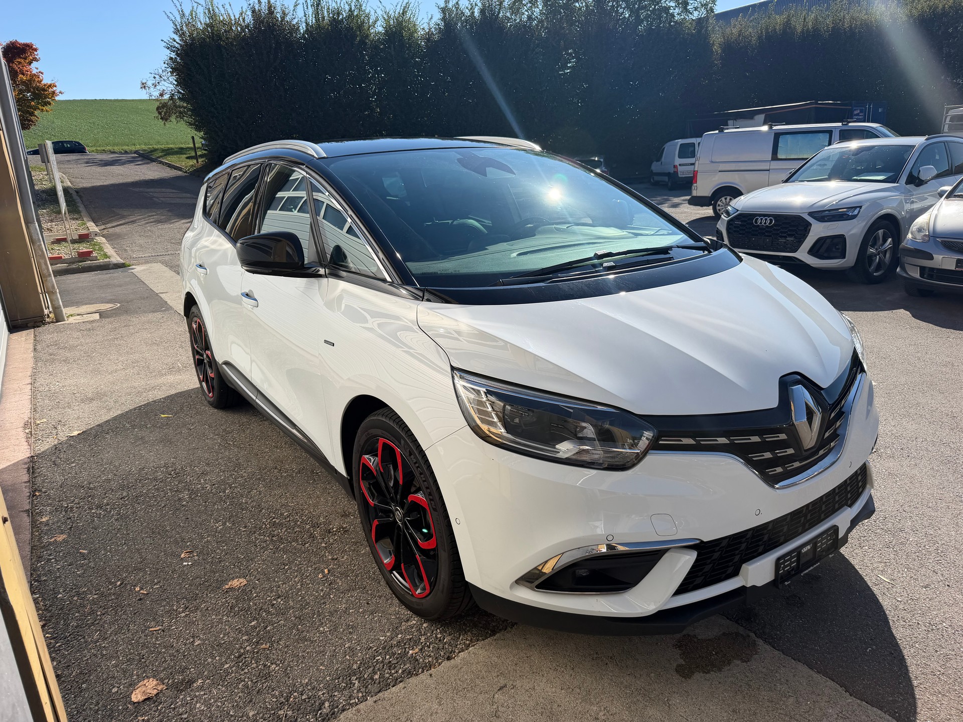 RENAULT Grand Scénic 1.3 16V Turbo Black Edition EDC-image-4