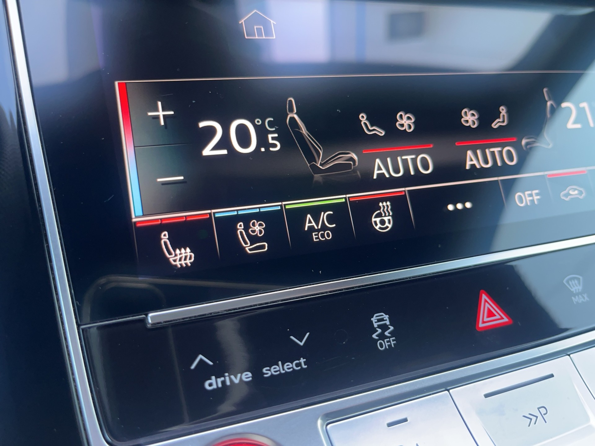 AUDI SQ8 SUV TFSI quattro tiptronic-image-23
