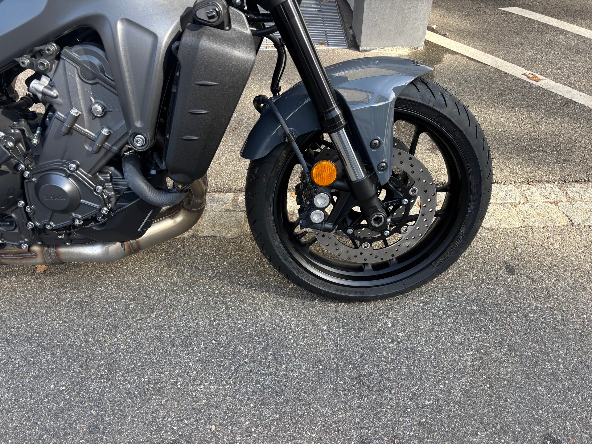 YAMAHA MT-09 Dark Edition-image-5