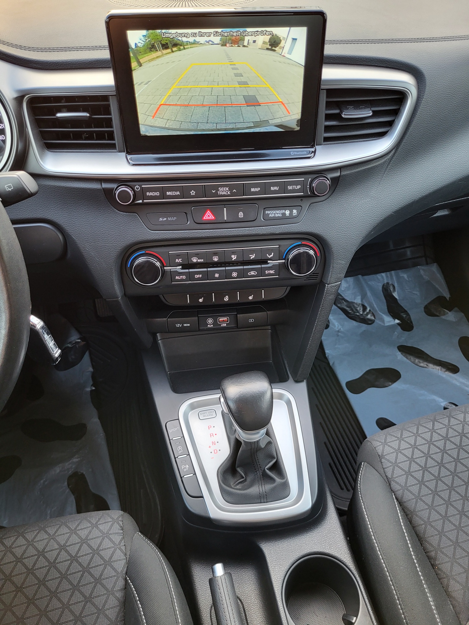 KIA Ceed 1.4 T-GDi Trend DCT-image-8