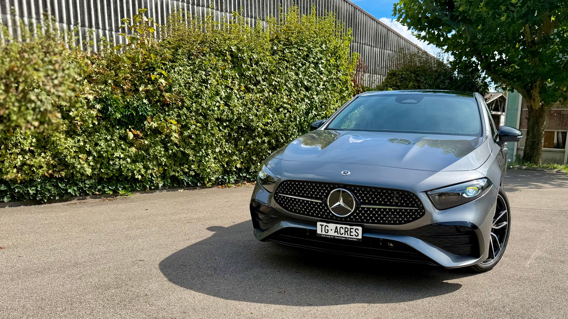 MERCEDES-BENZ A 200 Night Star AMG Line-image-1