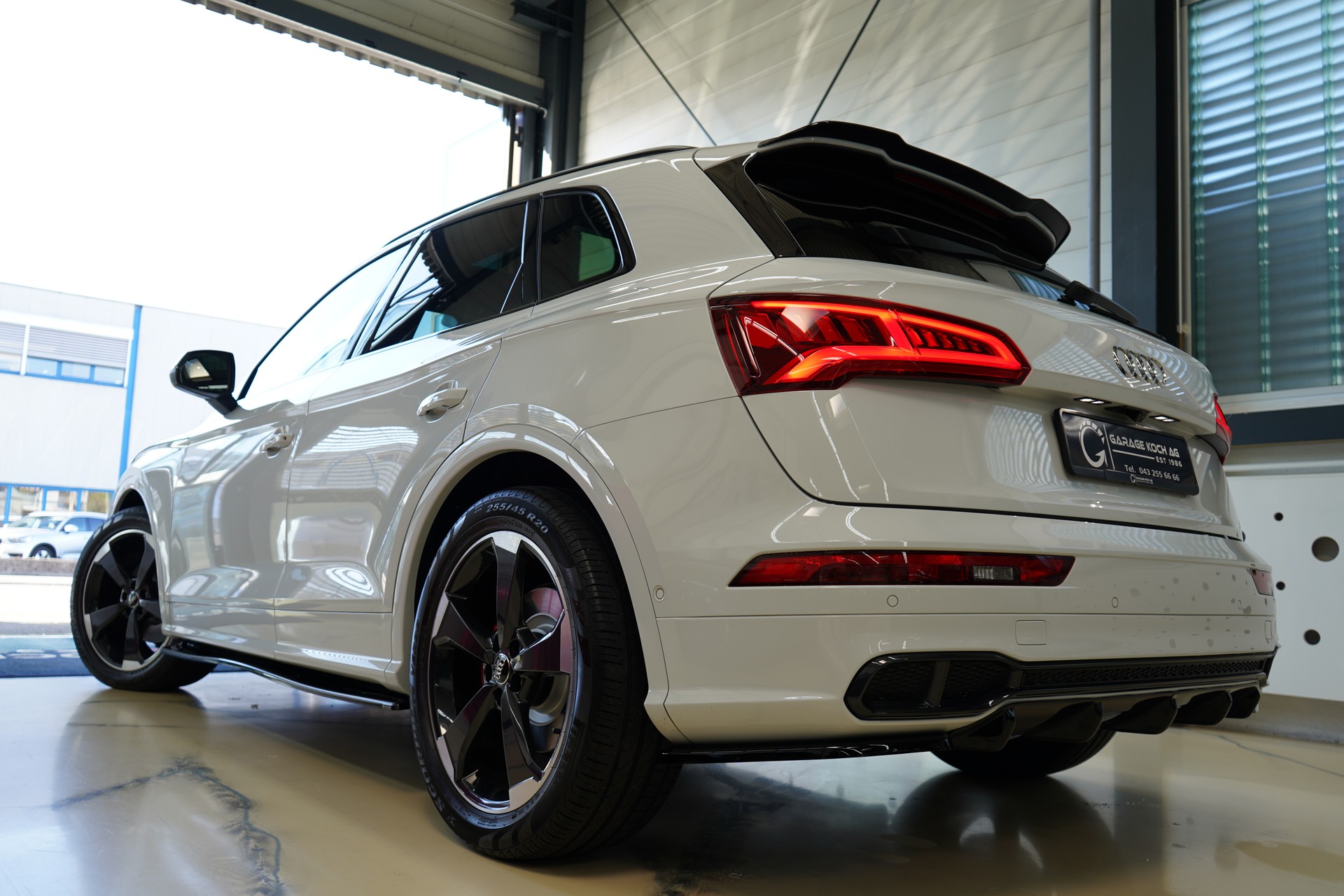 AUDI SQ5 3.0 TFSI quattro S-tronic-image-5