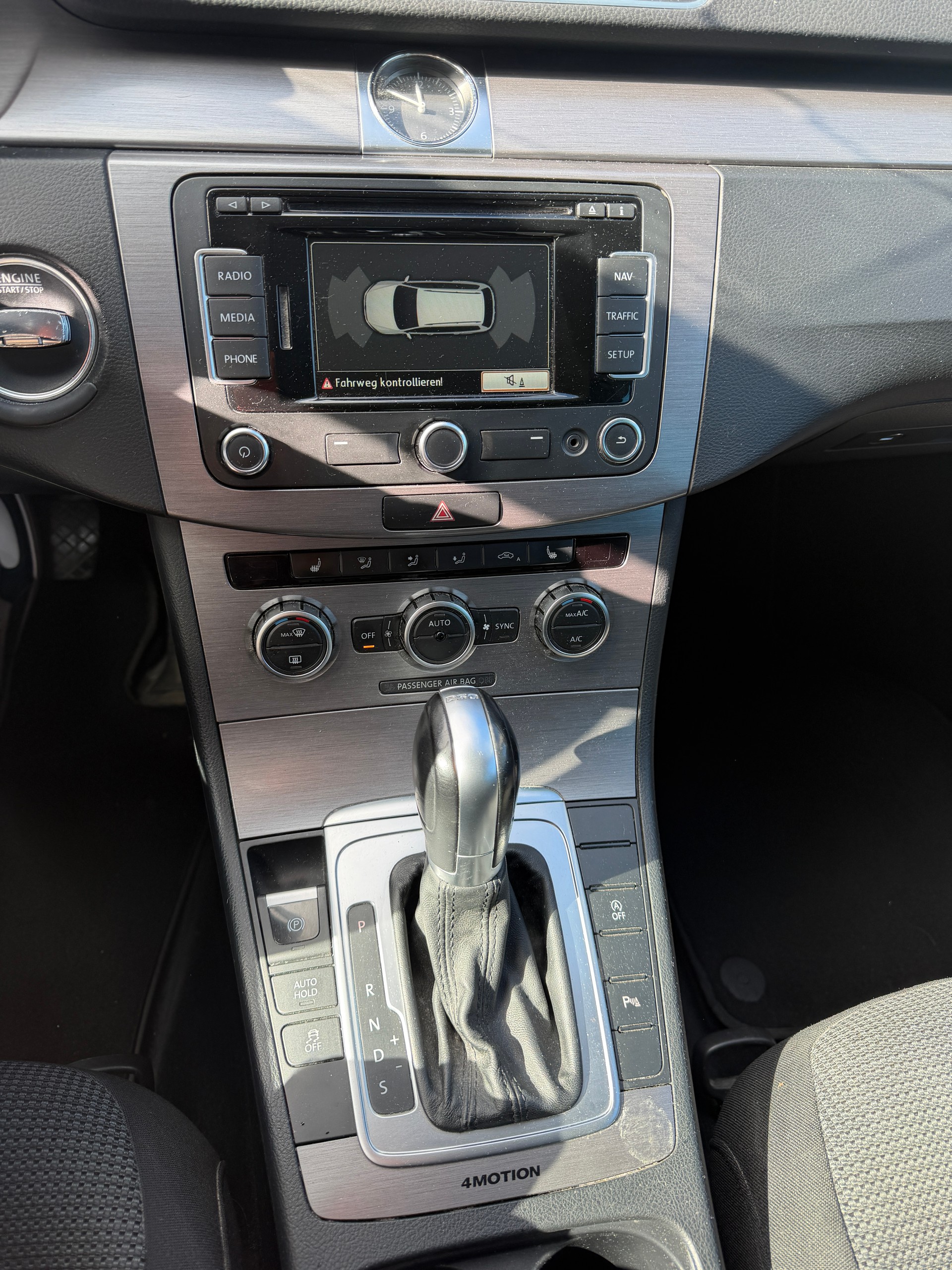 VW Passat Variant 2.0 TDI BMT Comfortline-image-11
