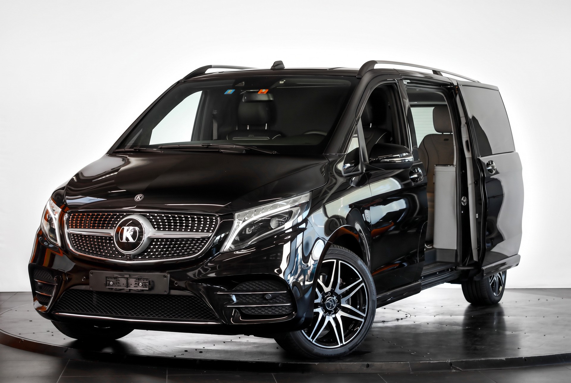 MERCEDES-BENZ Klassen V-VIP V 300 d extralang 4Matic • Smart-TV •-image-6