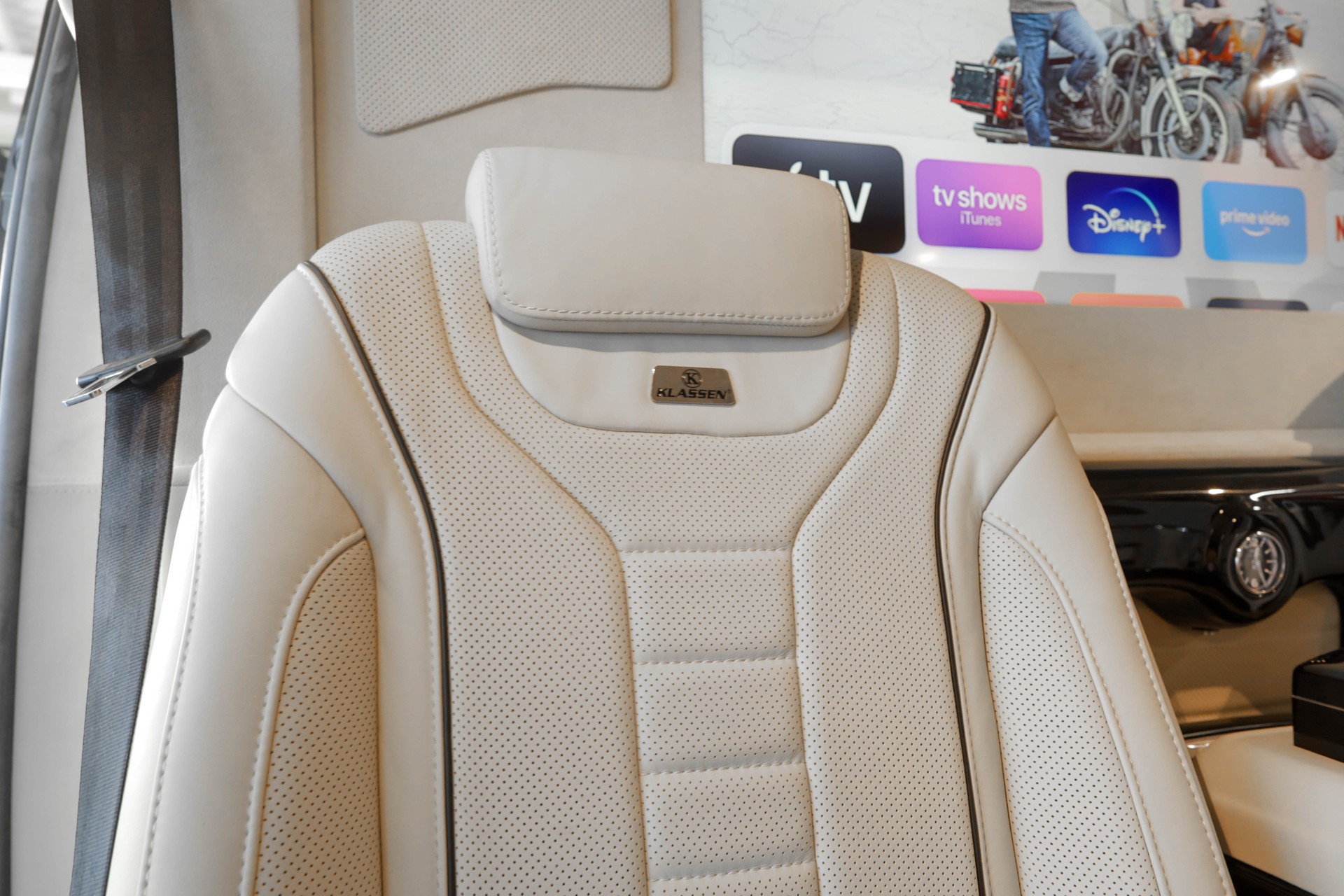 MERCEDES-BENZ Klassen V-VIP V 300 d extralang 4Matic • Smart-TV •-image-22