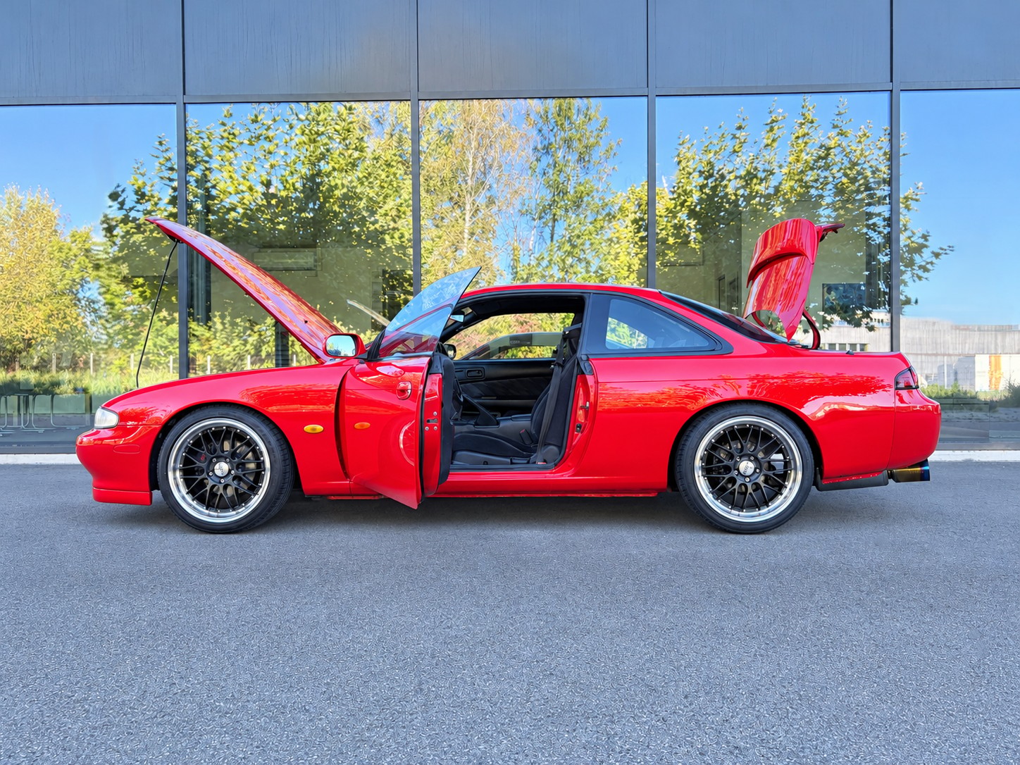 Car photo