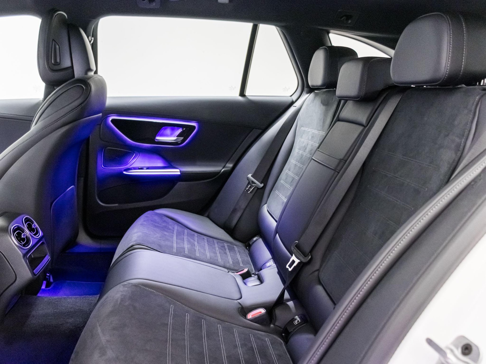 MERCEDES-BENZ C 220 d 4MATIC T-Modell-image-7
