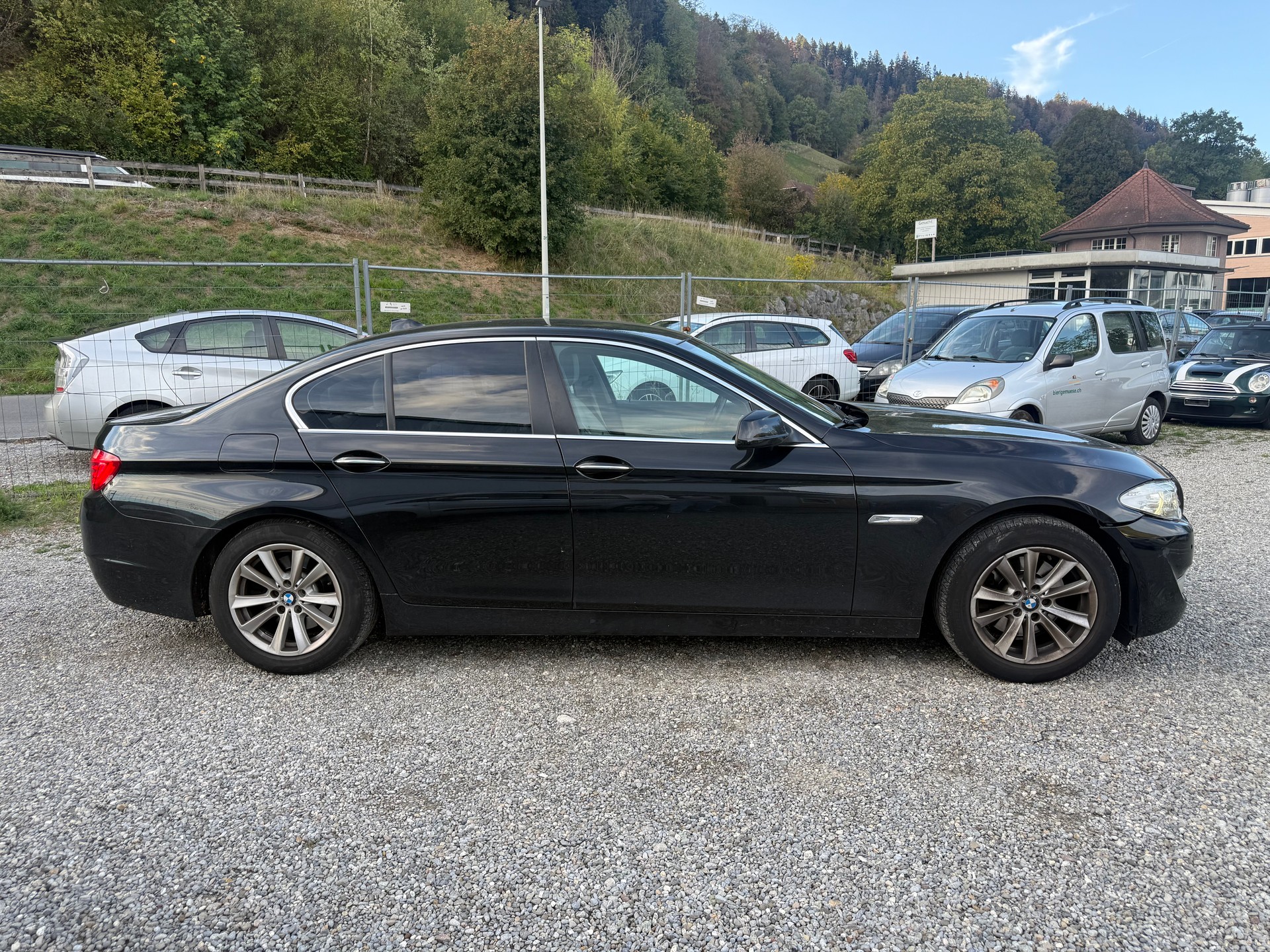 BMW 523i Steptronic-image-2
