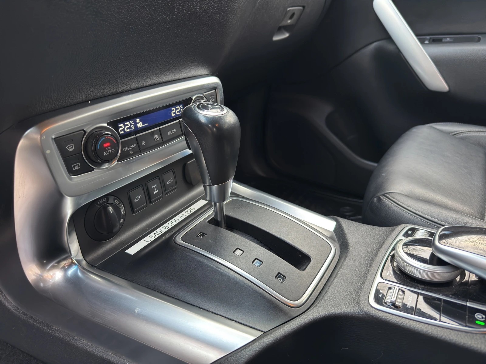 MERCEDES-BENZ X 350 d 4MATIC Progressive A Doppel Cab.-image-19