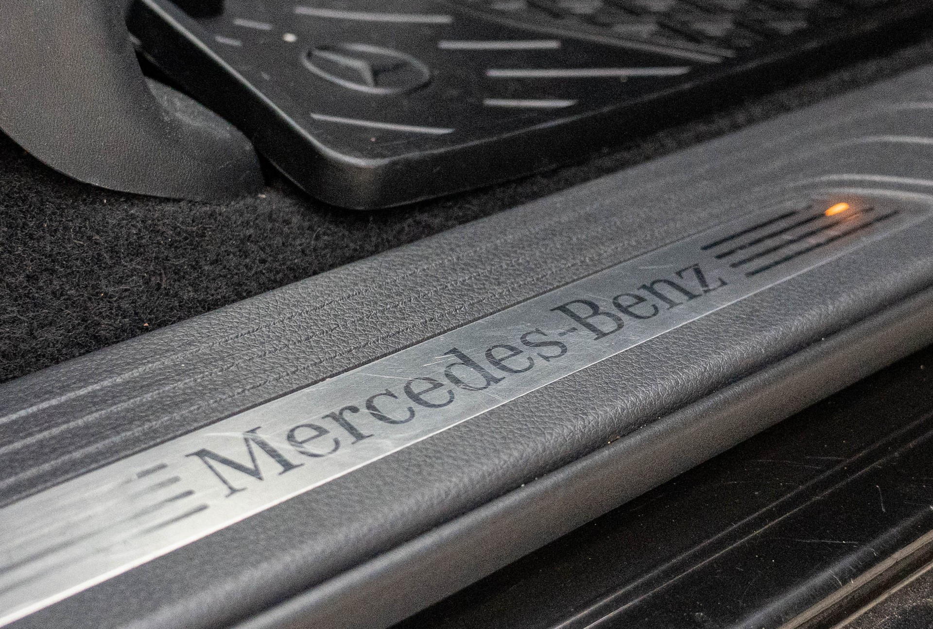 MERCEDES-BENZ X 350 d 4MATIC Progressive A Doppel Cab.-image-17