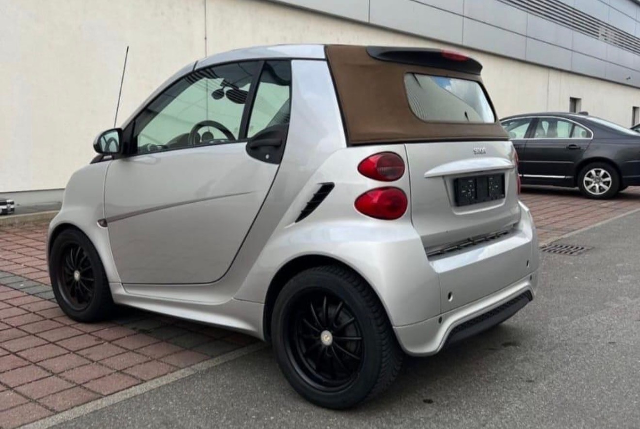 SMART Fortwo Cabrio Tailer Maden-image-3