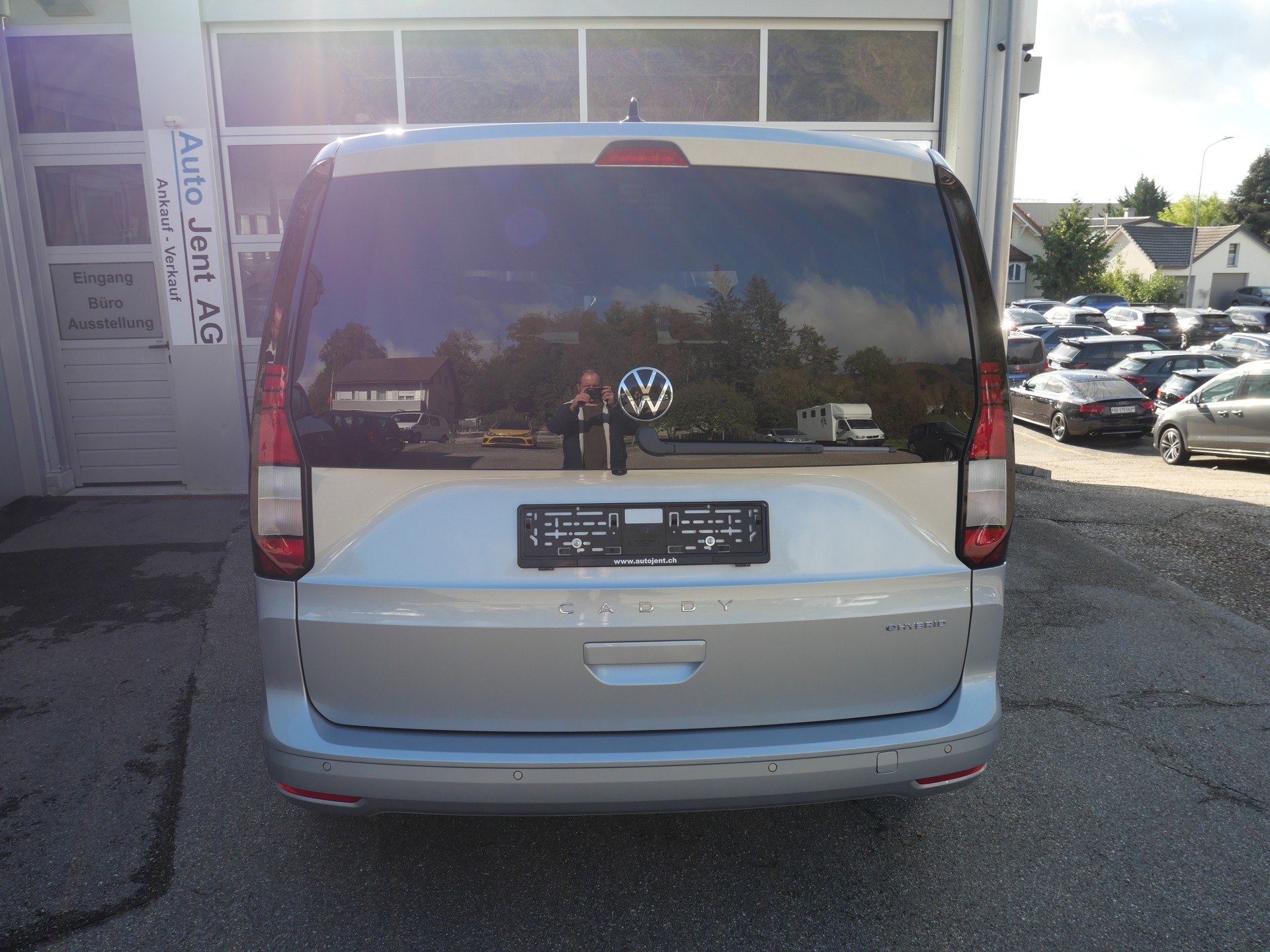 VW Caddy 1.5 TSI Plug in Hybrid DSG *5 Jahre Garantie*-image-5