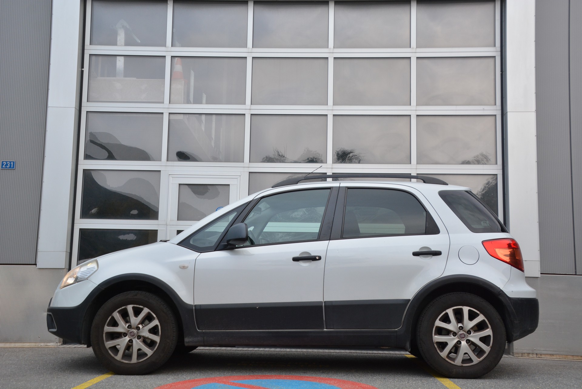 FIAT Sedici 1.6 4WD Freestyle-image-2