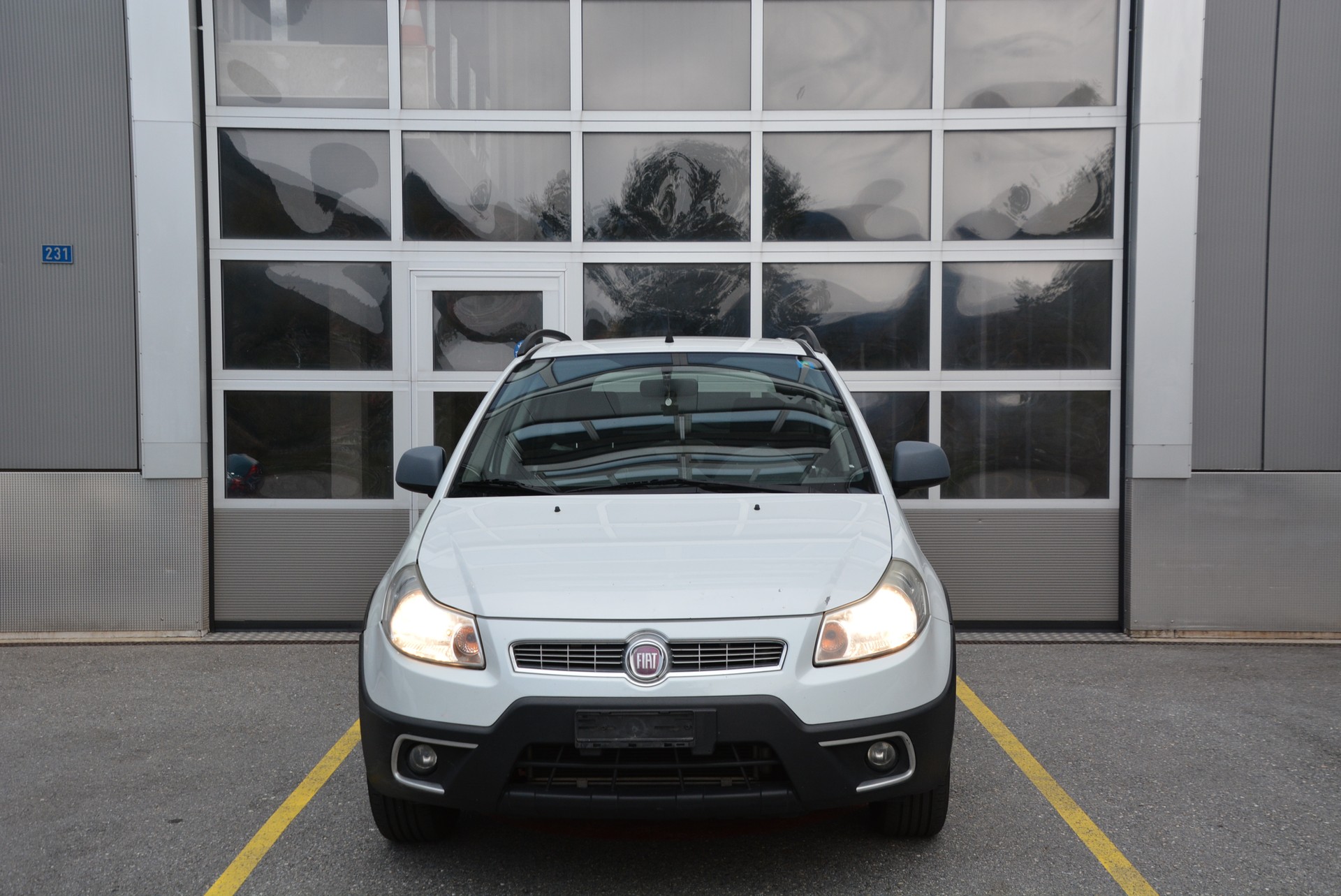 FIAT Sedici 1.6 4WD Freestyle-image-1