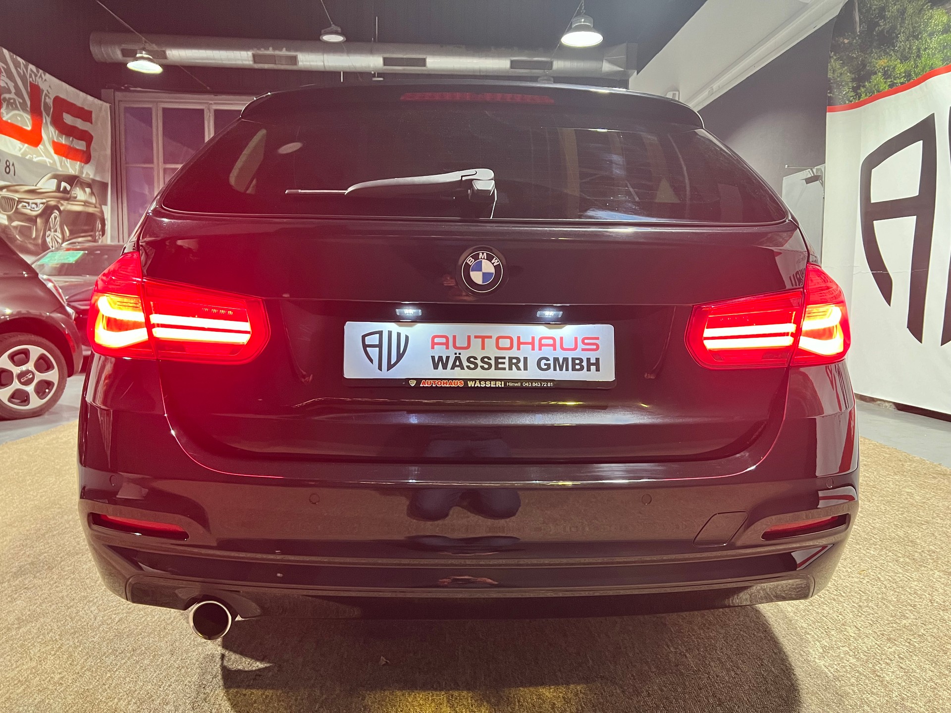 BMW 318d xDrive Touring-image-3