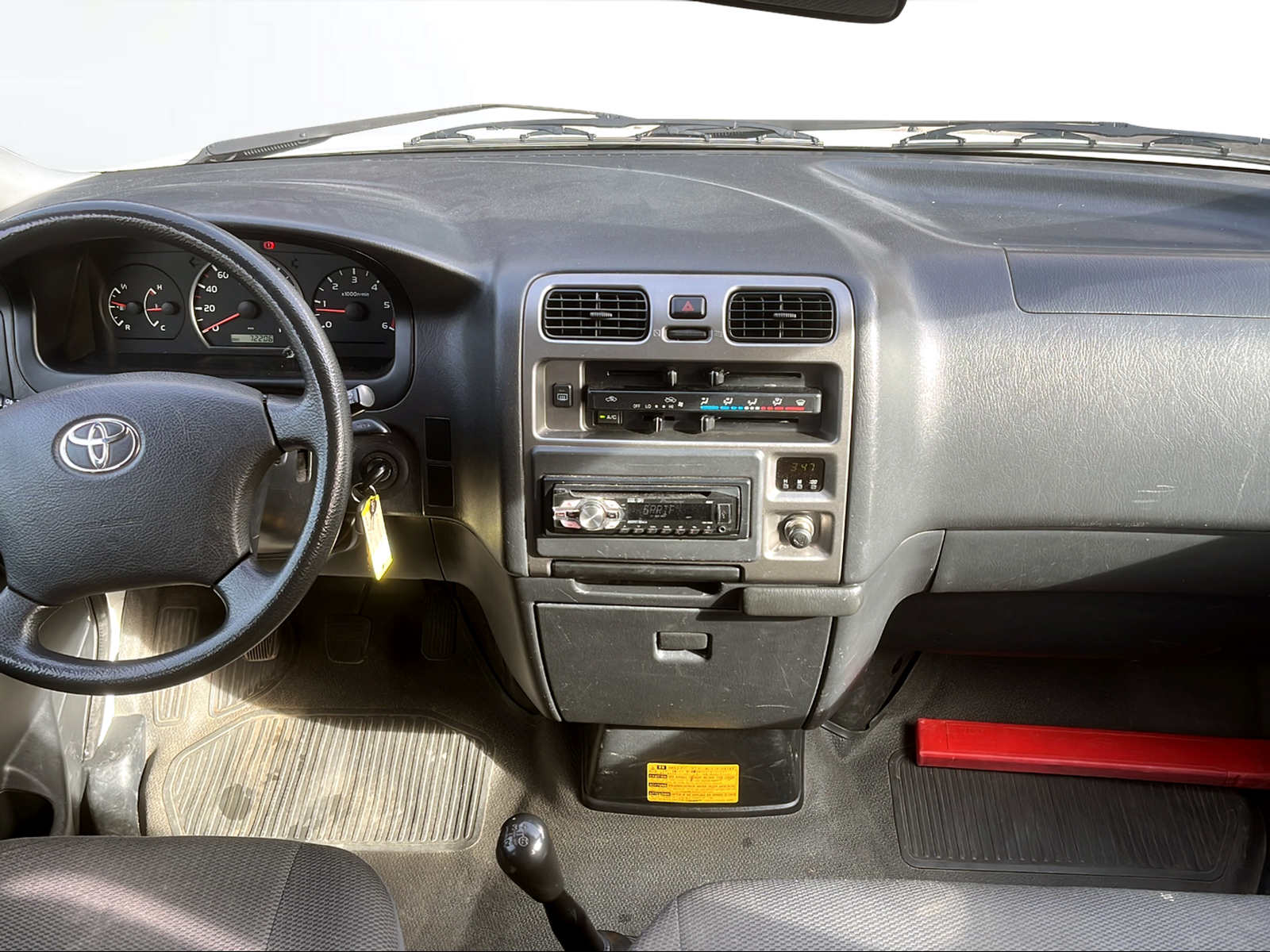 TOYOTA Hiace D-4D Van LWB-image-6