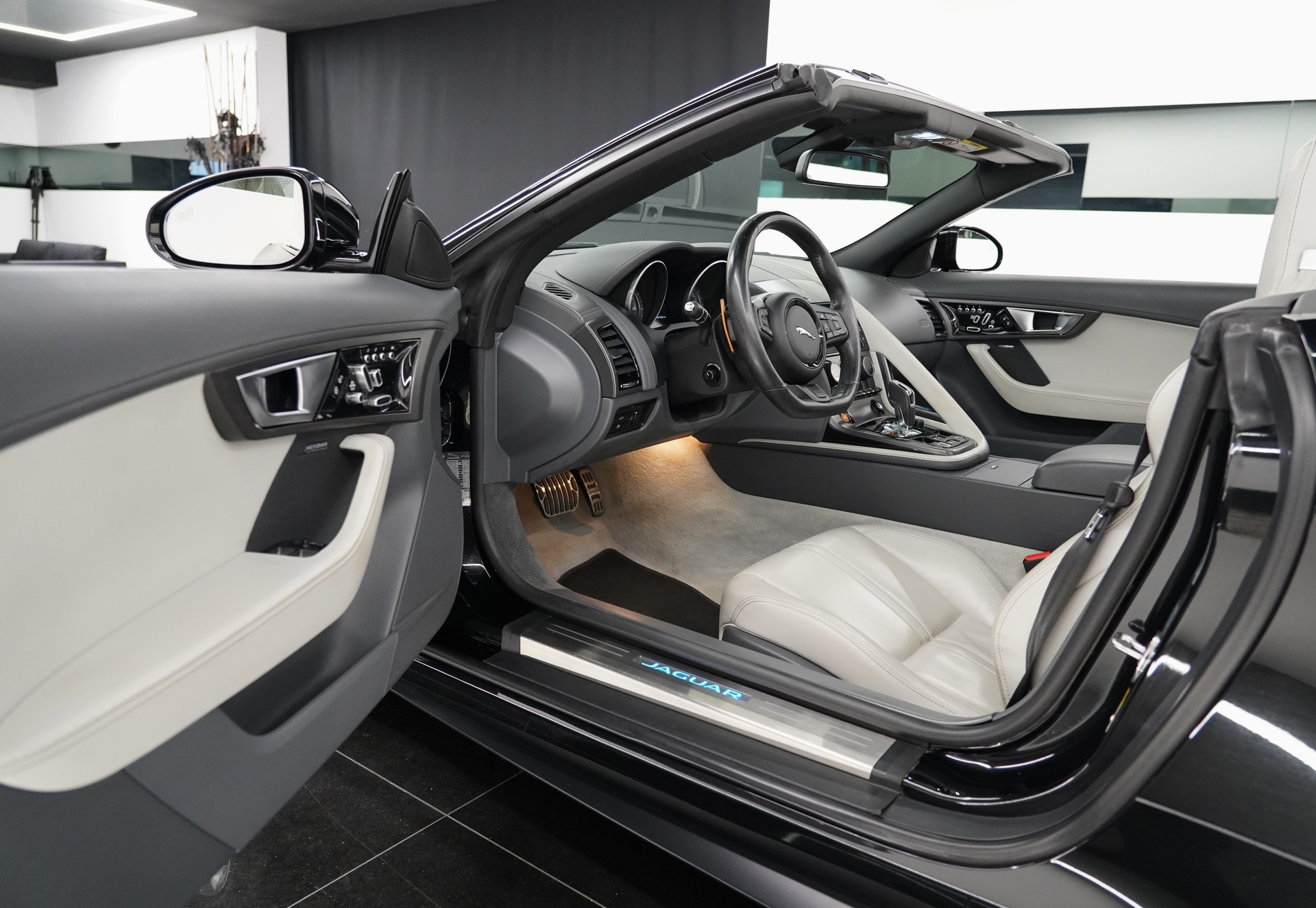 JAGUAR F-Type S 5.0 V8 S/C-image-7