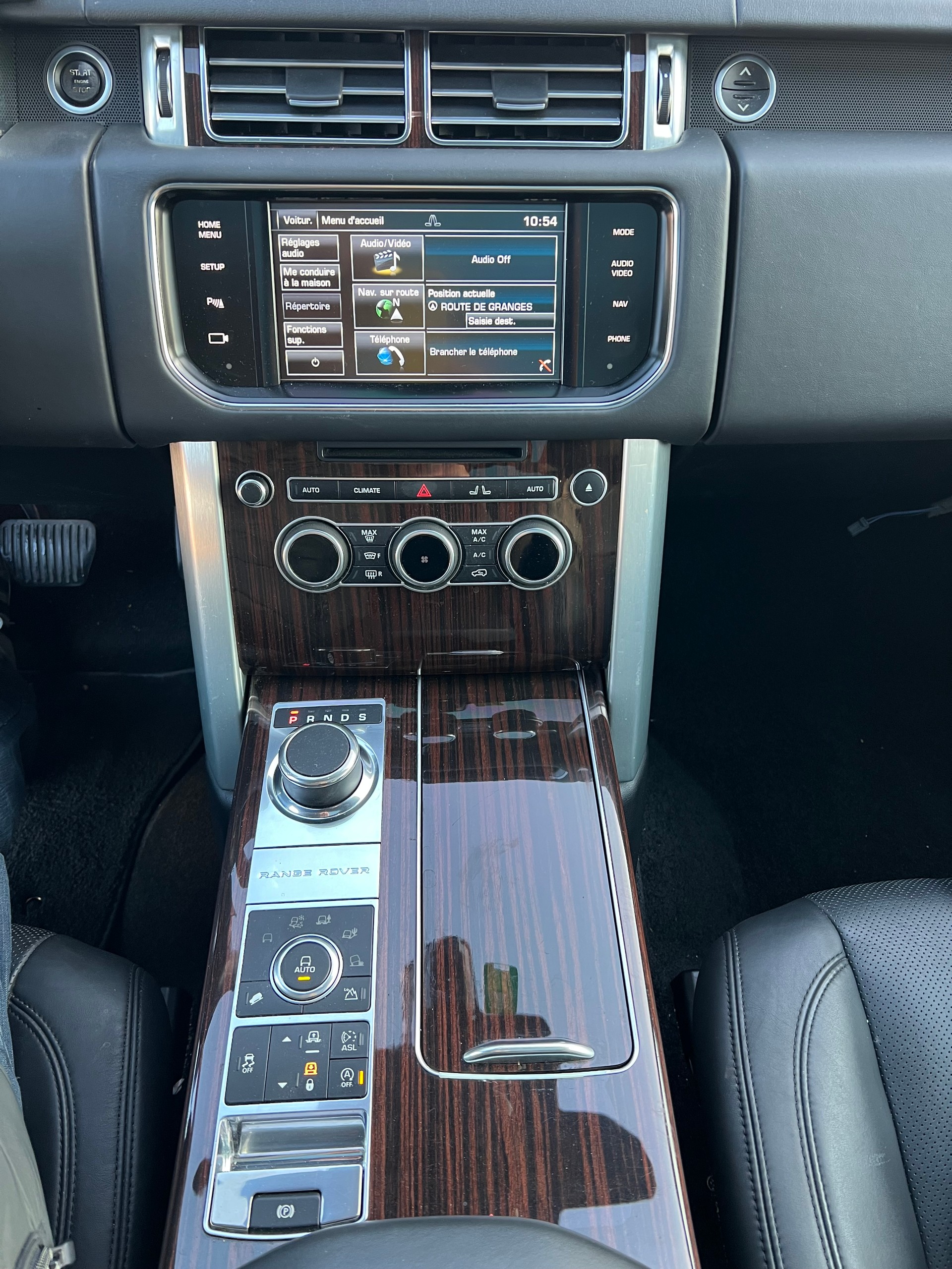 LAND ROVER Range Rover 3.0 TDV6 Vogue Automatic-image-12