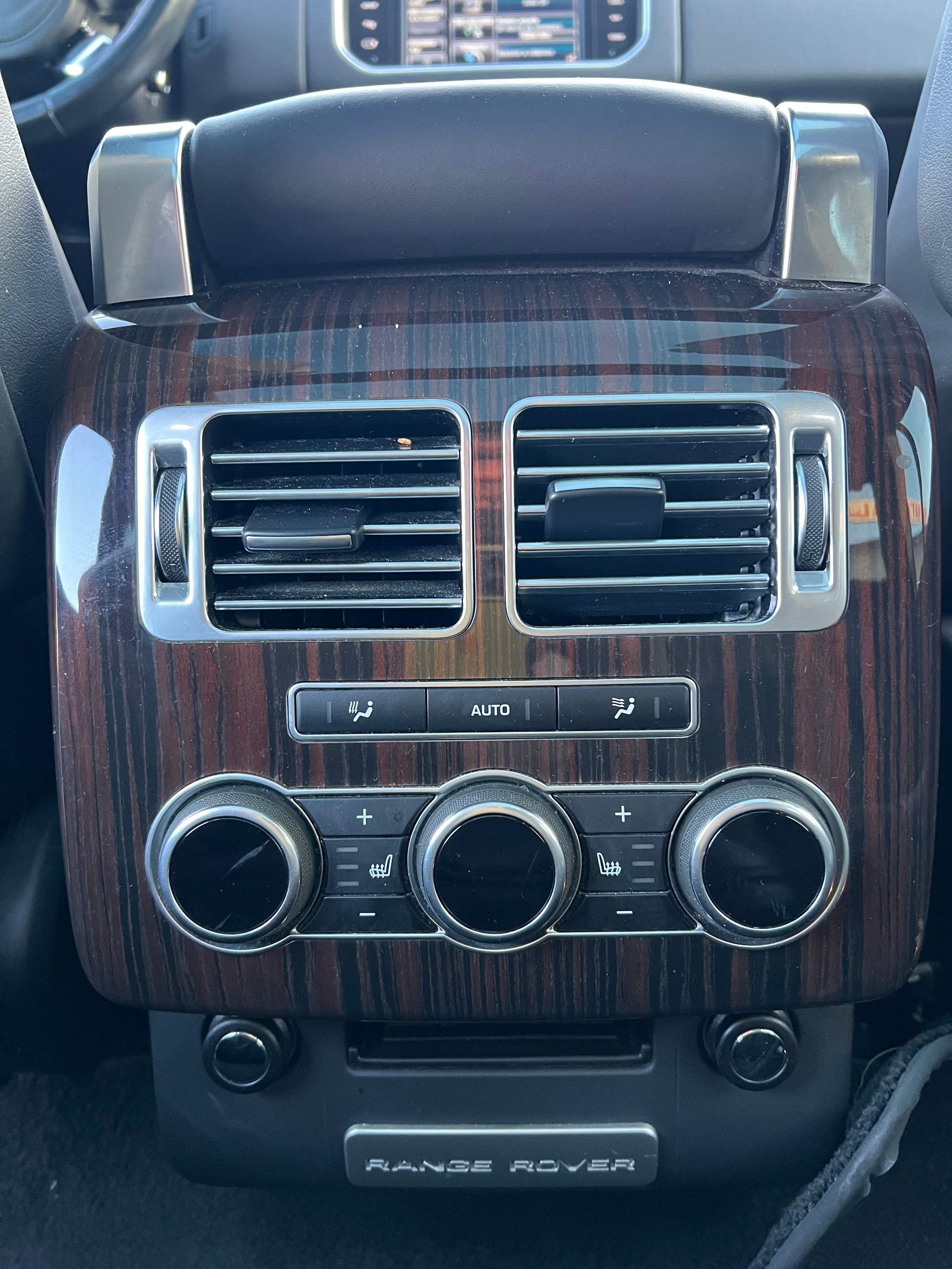 LAND ROVER Range Rover 3.0 TDV6 Vogue Automatic-image-11