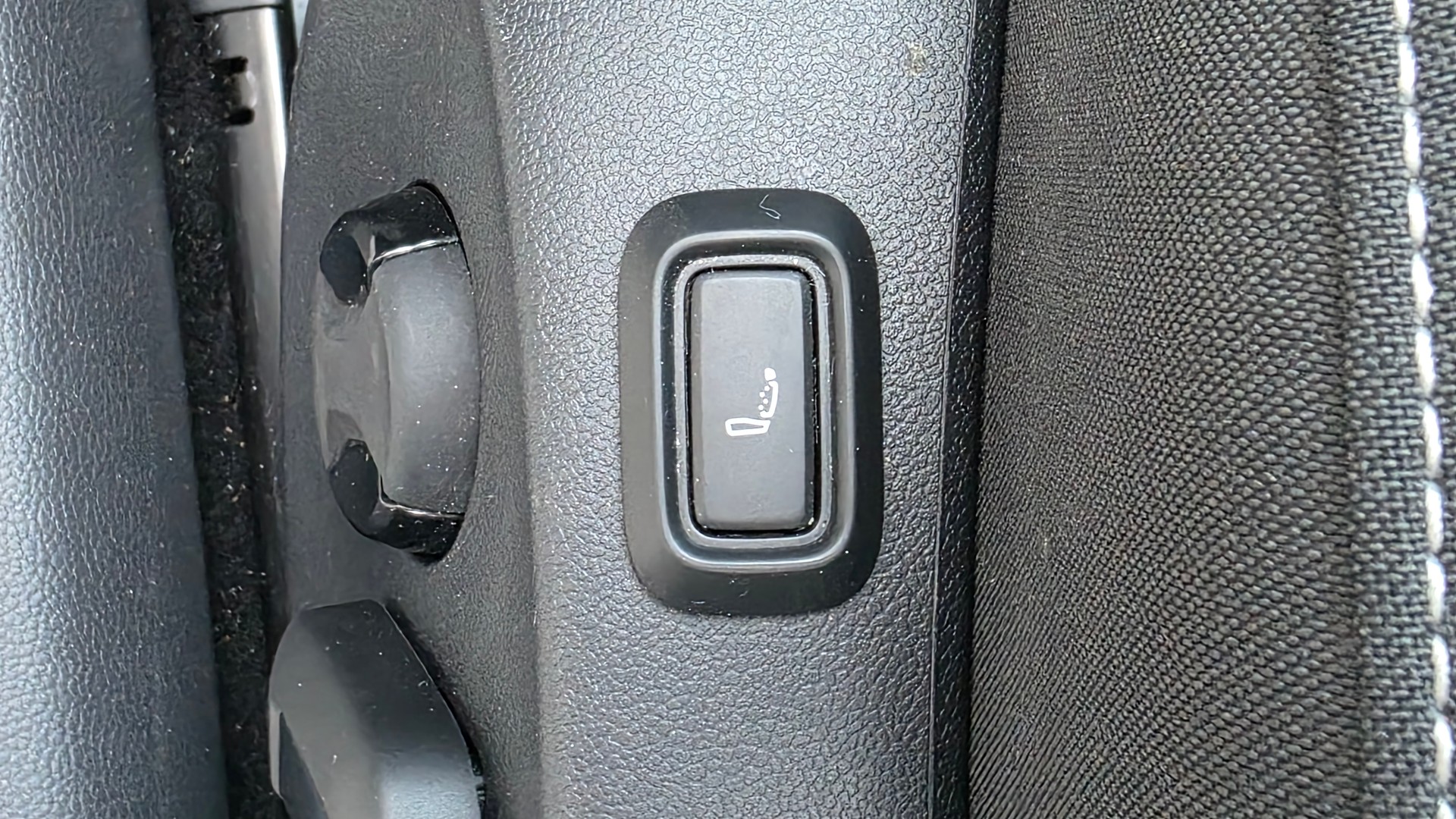 SKODA Superb Combi 2.0 TDi Selection 4x4 DSG-image-14