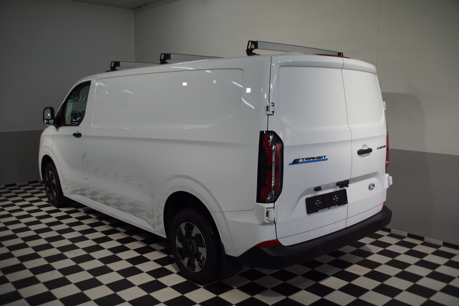 FORD Transit Custom Van 340 L2 H1 Trend-image-9