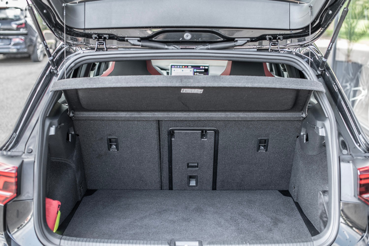 VW Golf 2.0 TSI GTI DSG *BLACK STYLE EDITION*-image-11