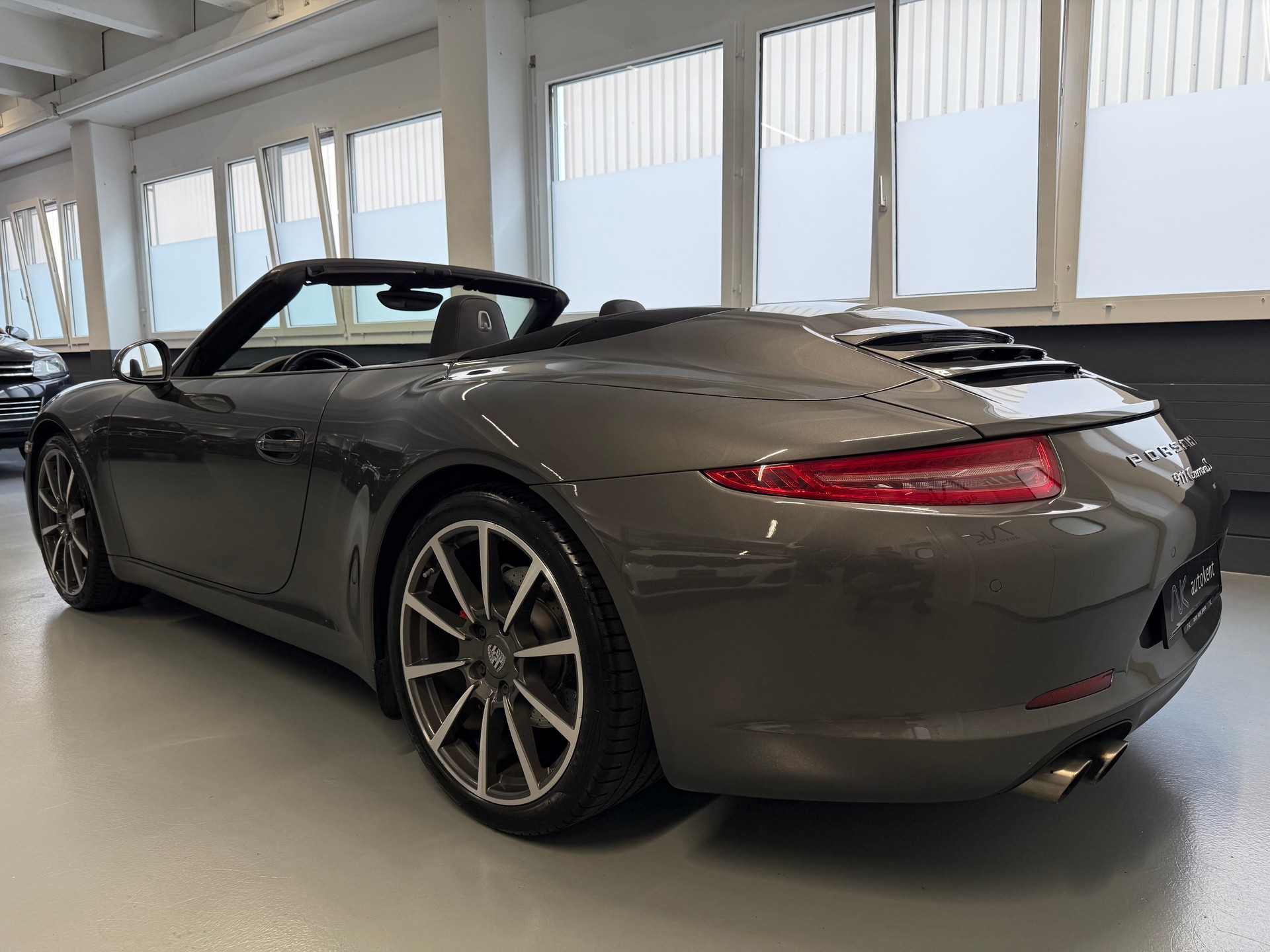 PORSCHE 911 Cabrio Carrera S PDK-image-3