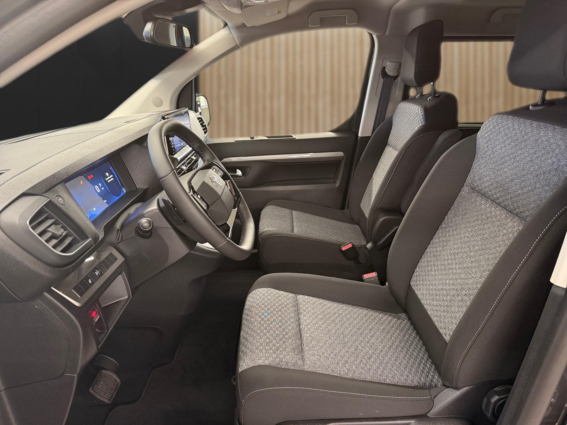 TOYOTA Proace Verso 2.0 D-4D Trend Medium Aut.-image-11