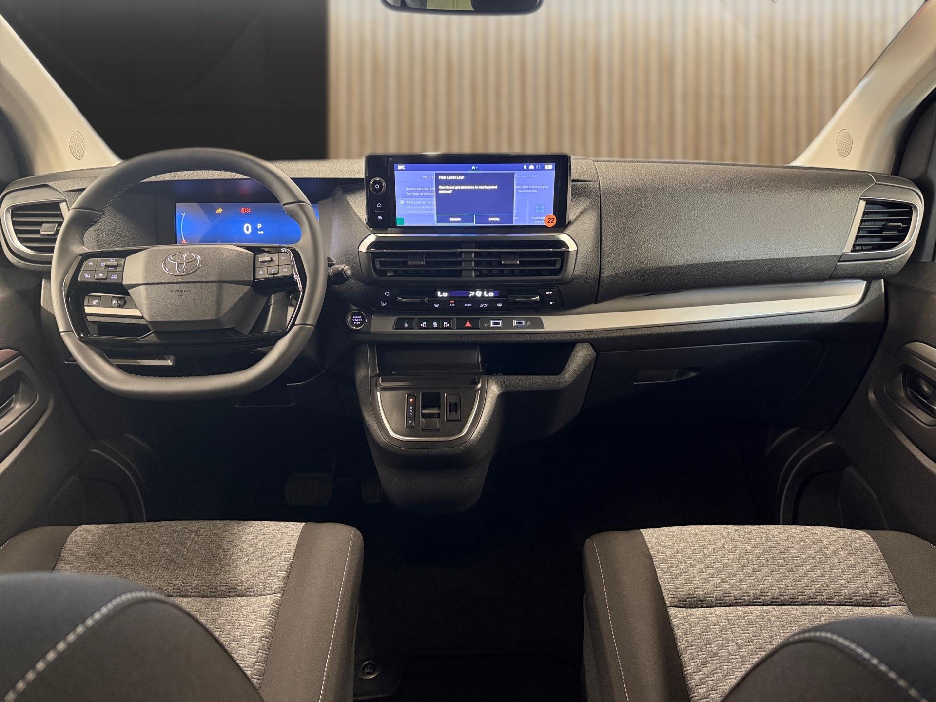 TOYOTA PROACE Verso L1 2.0 D Trend-image-12