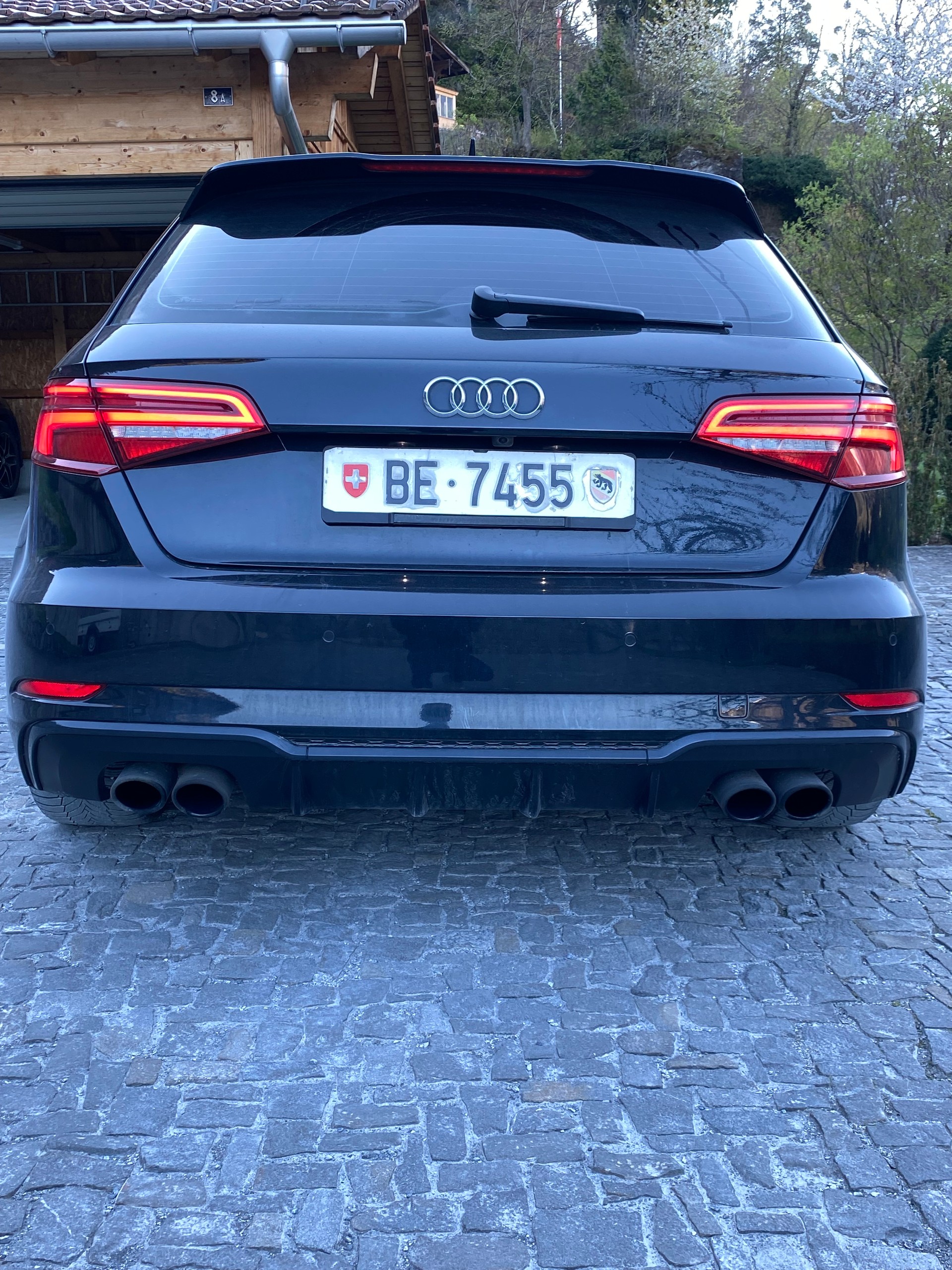 AUDI S3 Sportback 2.0 TFSI quattro S-tronic FIXPREIS-image-1