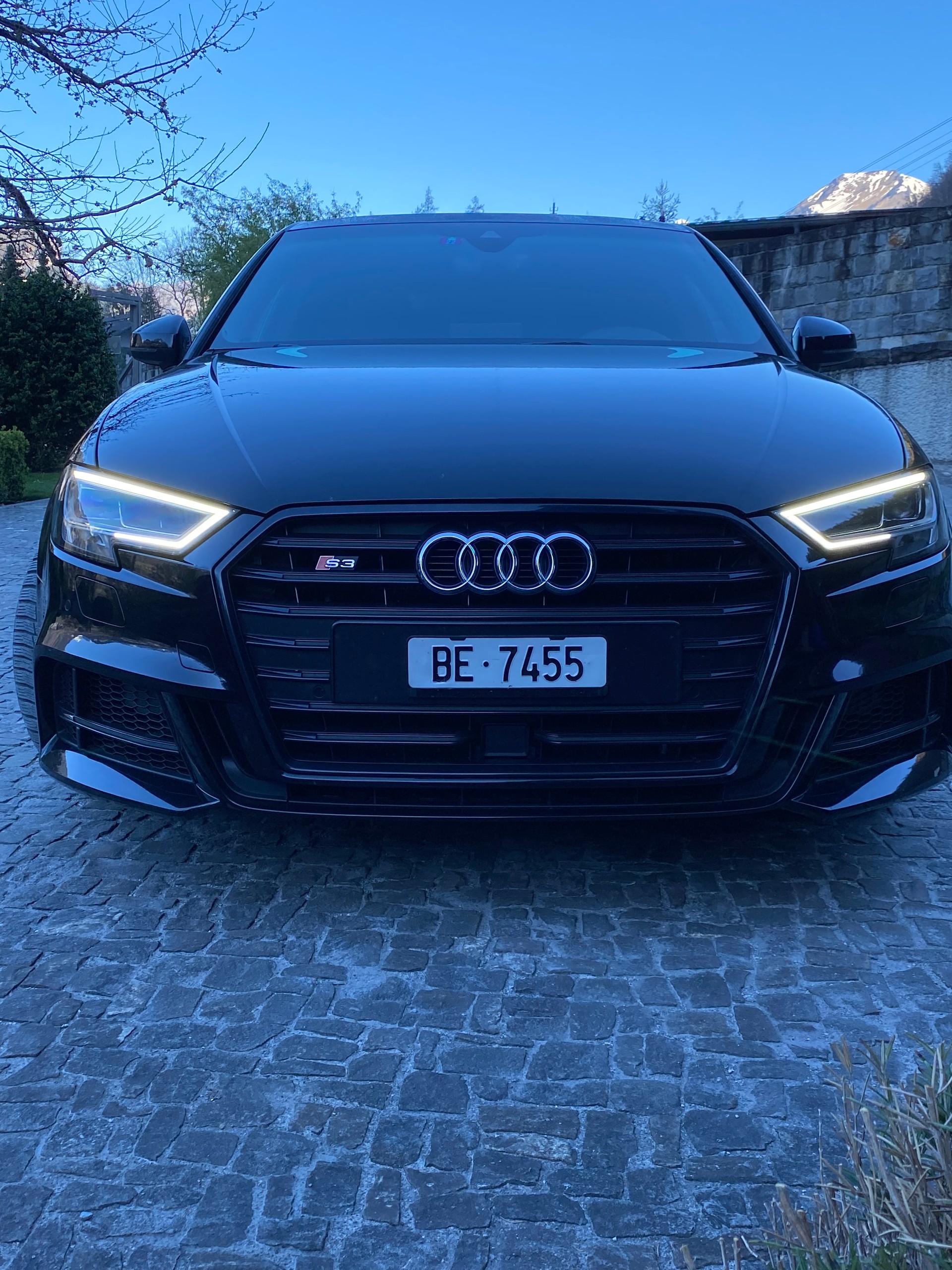 AUDI S3 Sportback 2.0 TFSI quattro S-tronic FIXPREIS-image-0