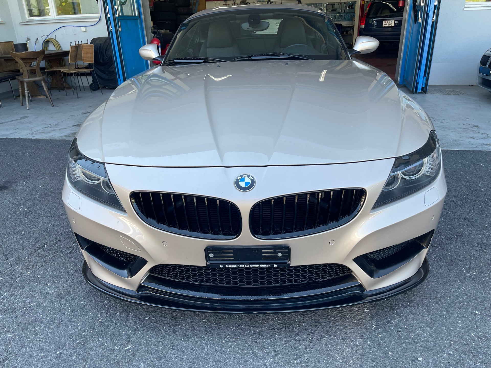 BMW Z4 sDrive35i DKG-image-2