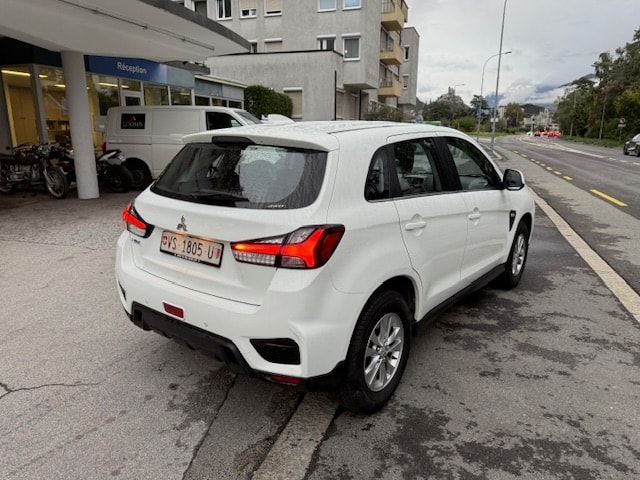 MITSUBISHI ASX 2.0 MIVEC Value 4WD Automat-image-6