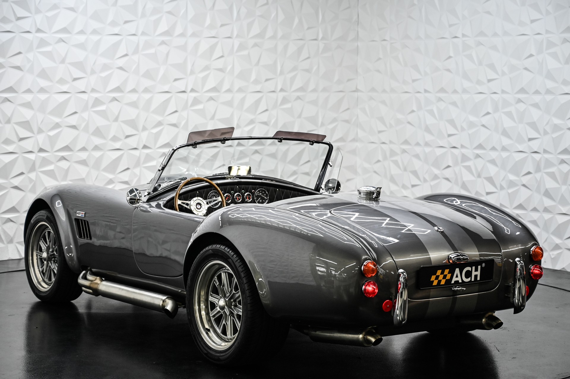 HS Cobra V8 427-image-8