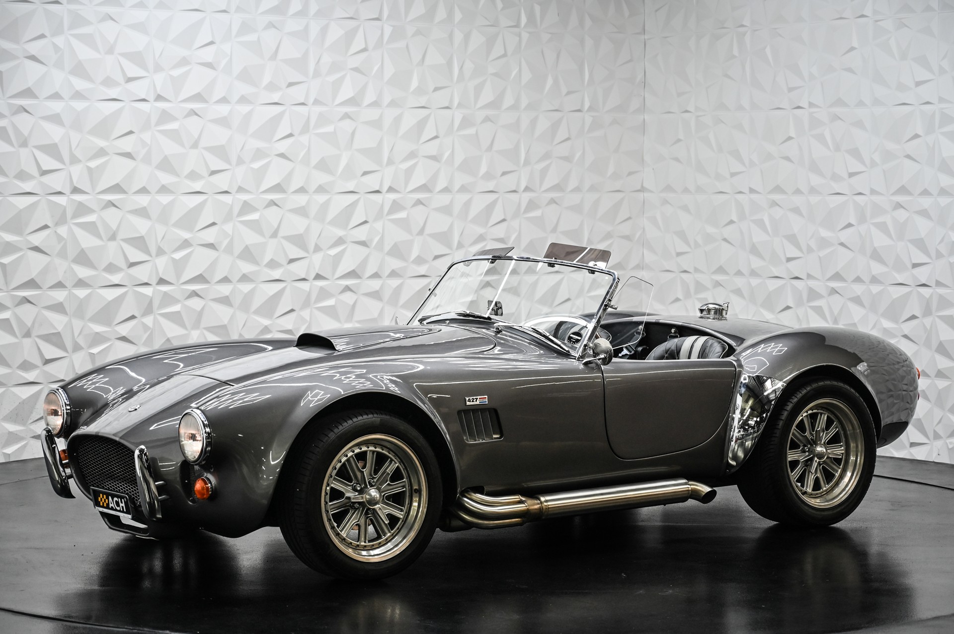HS Cobra V8 427-image-5