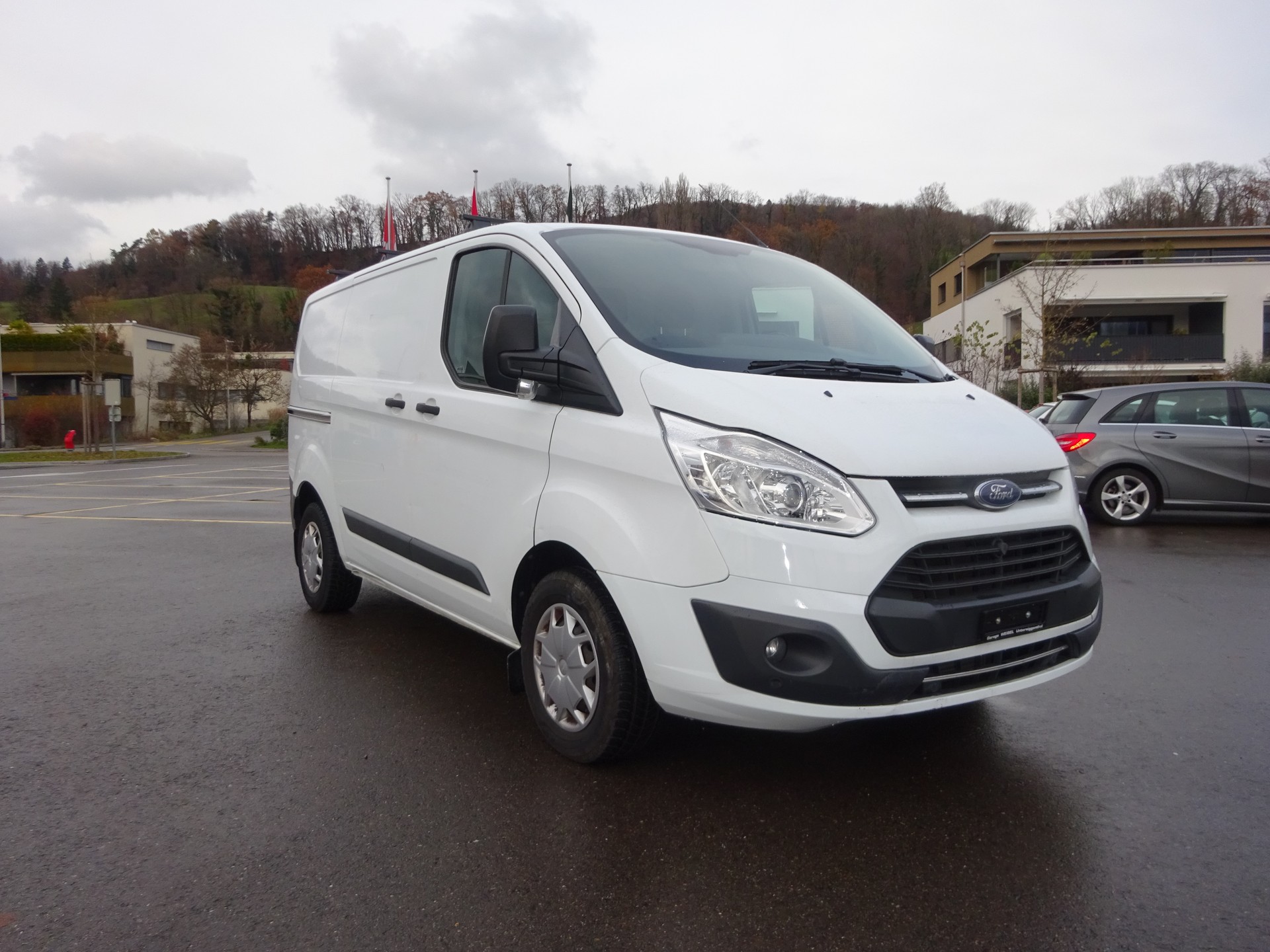 FORD Transit Custom Van 270 L1H1 Trend-image-1