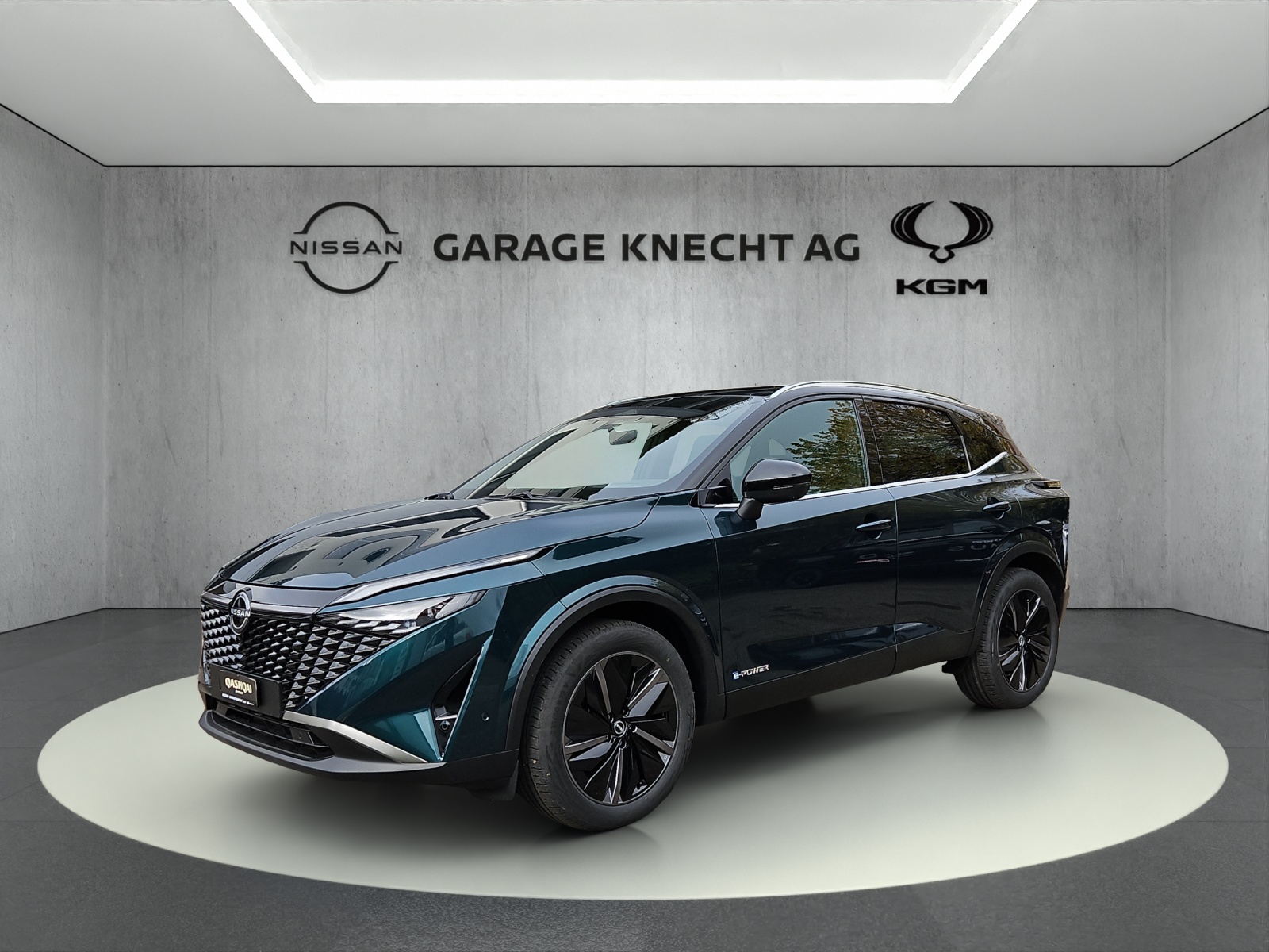 NISSAN Qashqai 1.5 VC-T Tekna-showroom-element-3