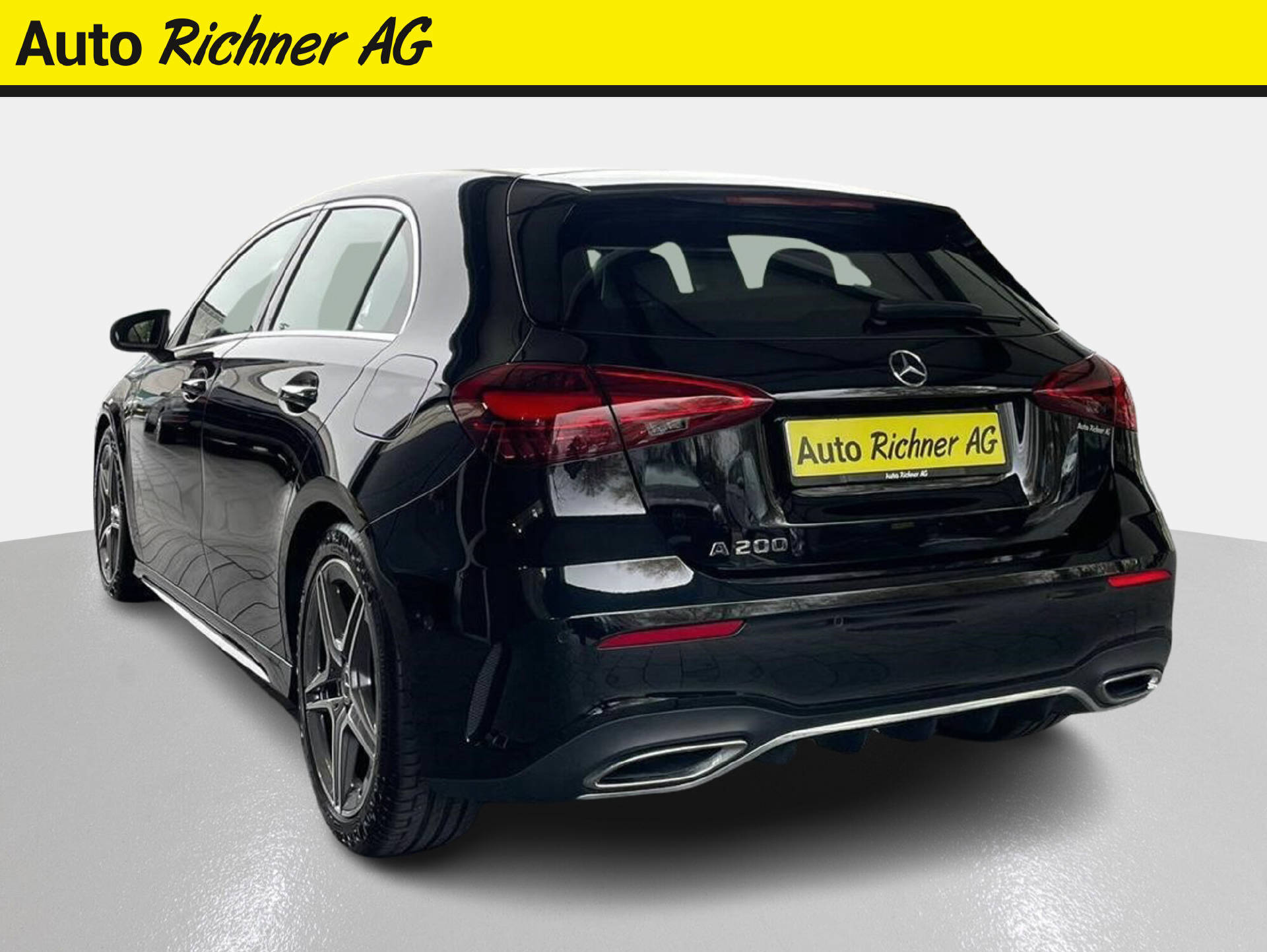 MERCEDES-BENZ A 200 AMG Line-image-4
