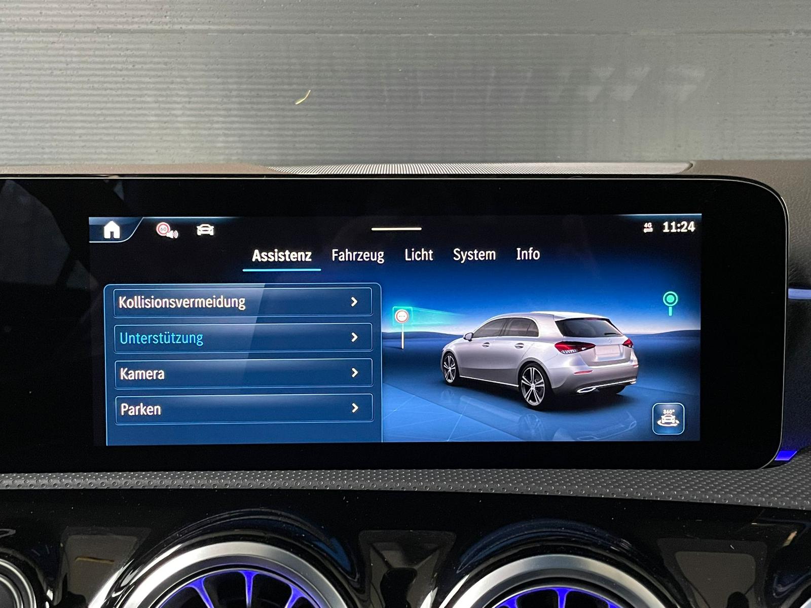 MERCEDES-BENZ A 200 AMG Line-image-10