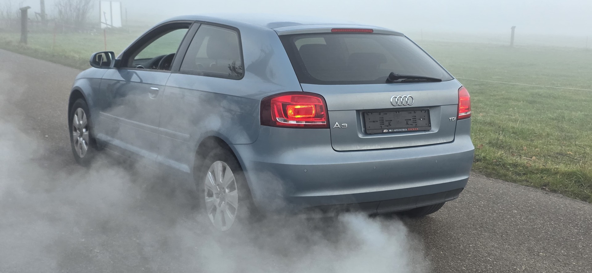 AUDI A3 2.0 TDI Ambiente-image-3