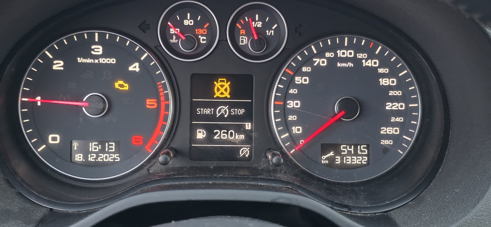 AUDI A3 2.0 TDI Ambiente-image-4