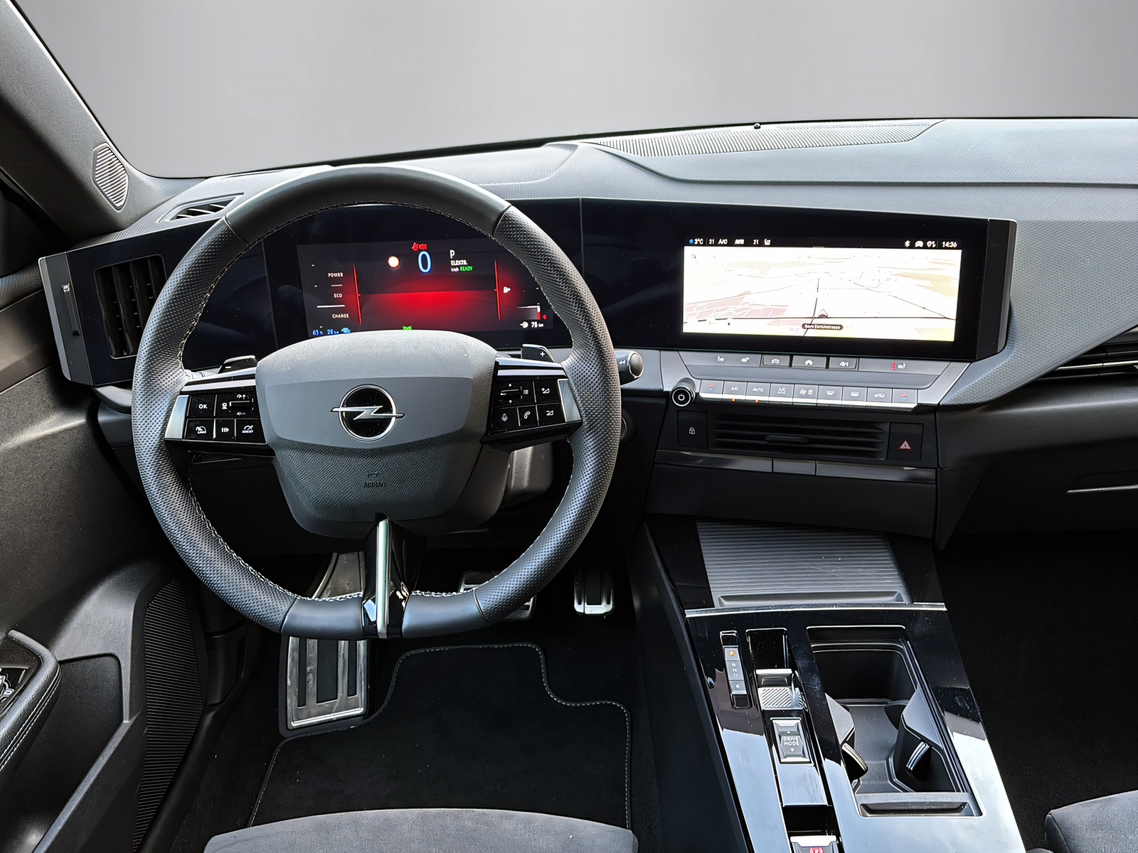 OPEL Astra L 1.6 T PHEV 180 Swiss Plus-image-12