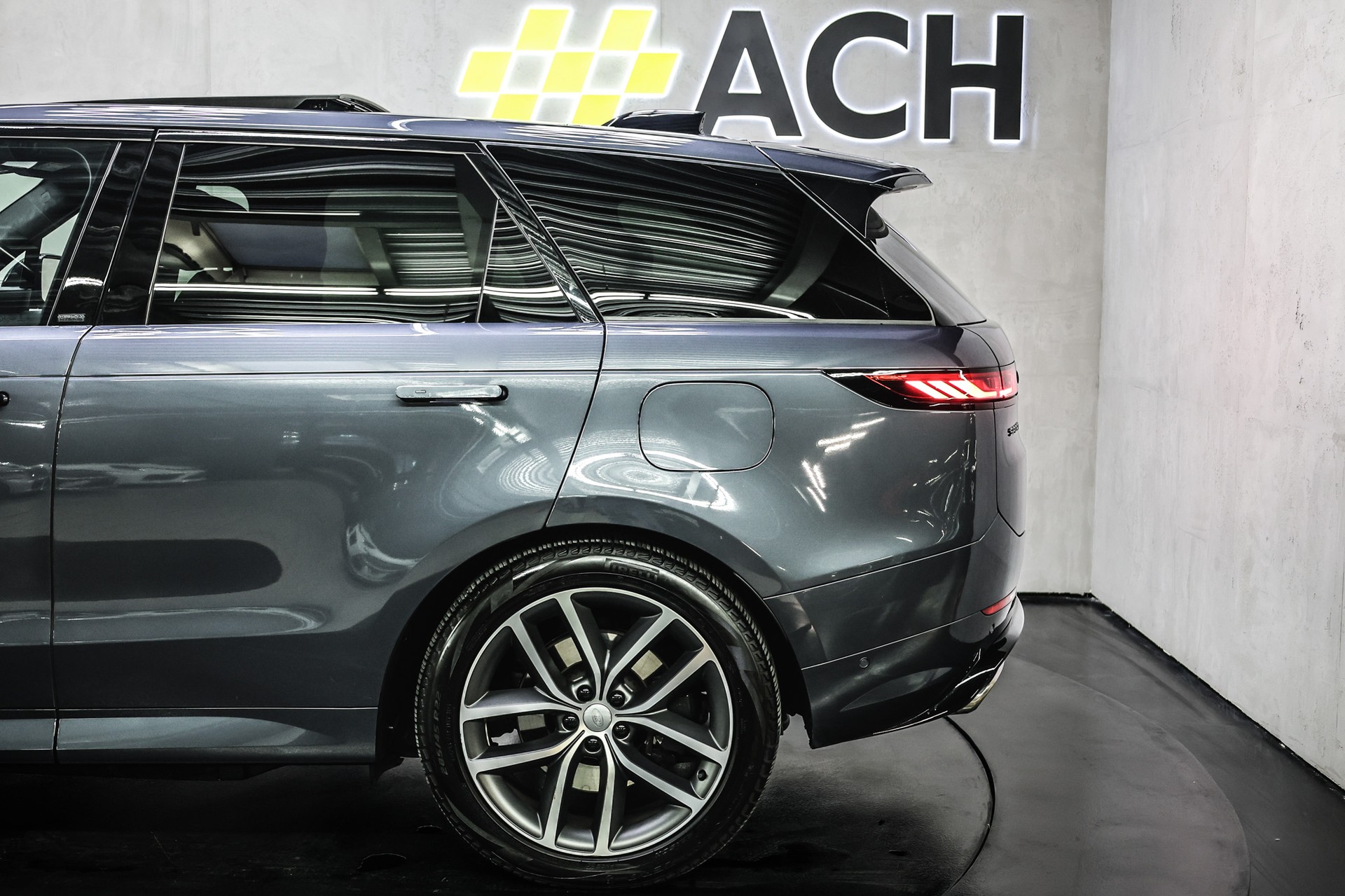 LAND ROVER Range Rover Sport 3.0 I6 P550e Autobiography-image-17